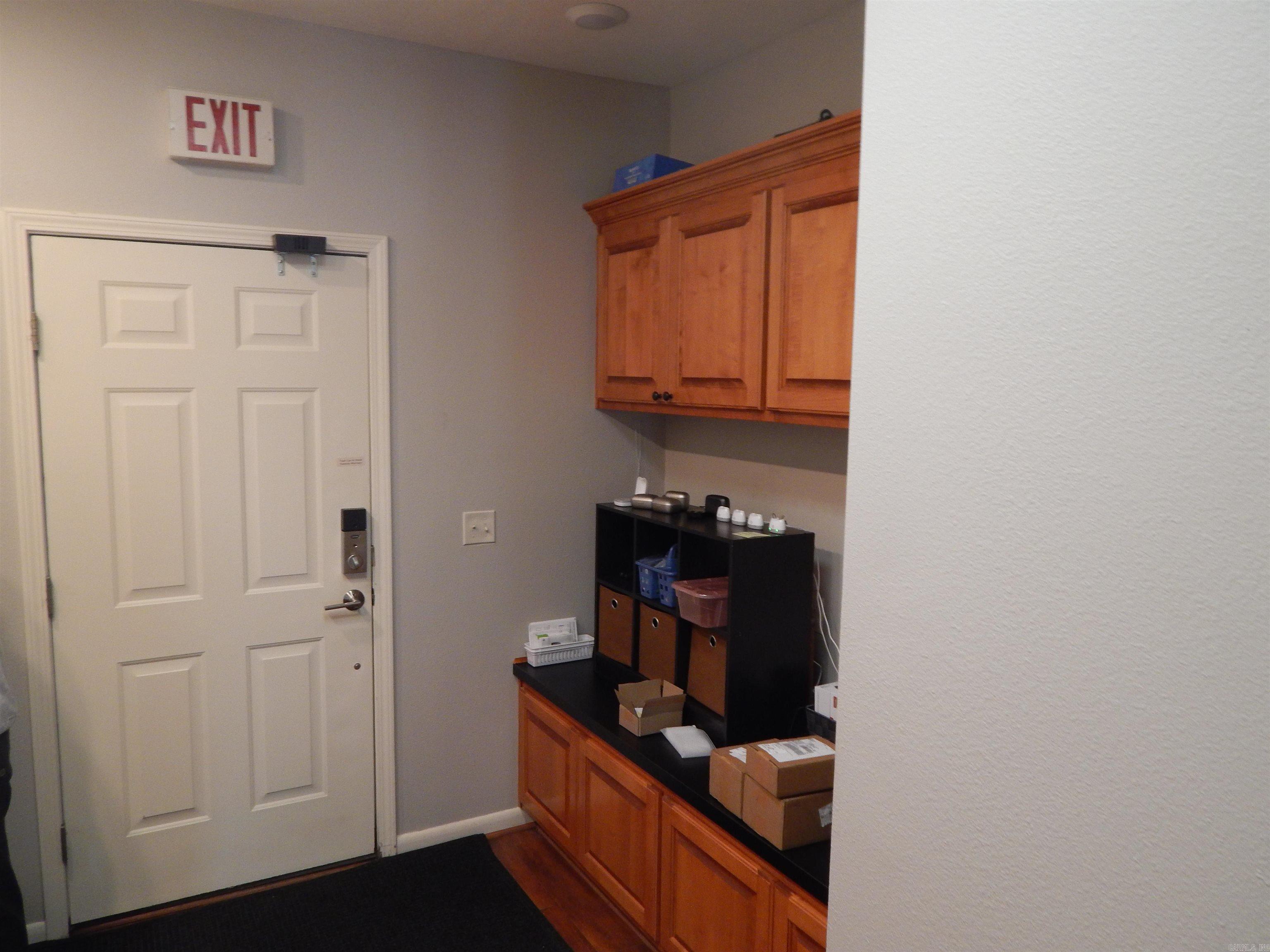 1210 E Race  Searcy, AR