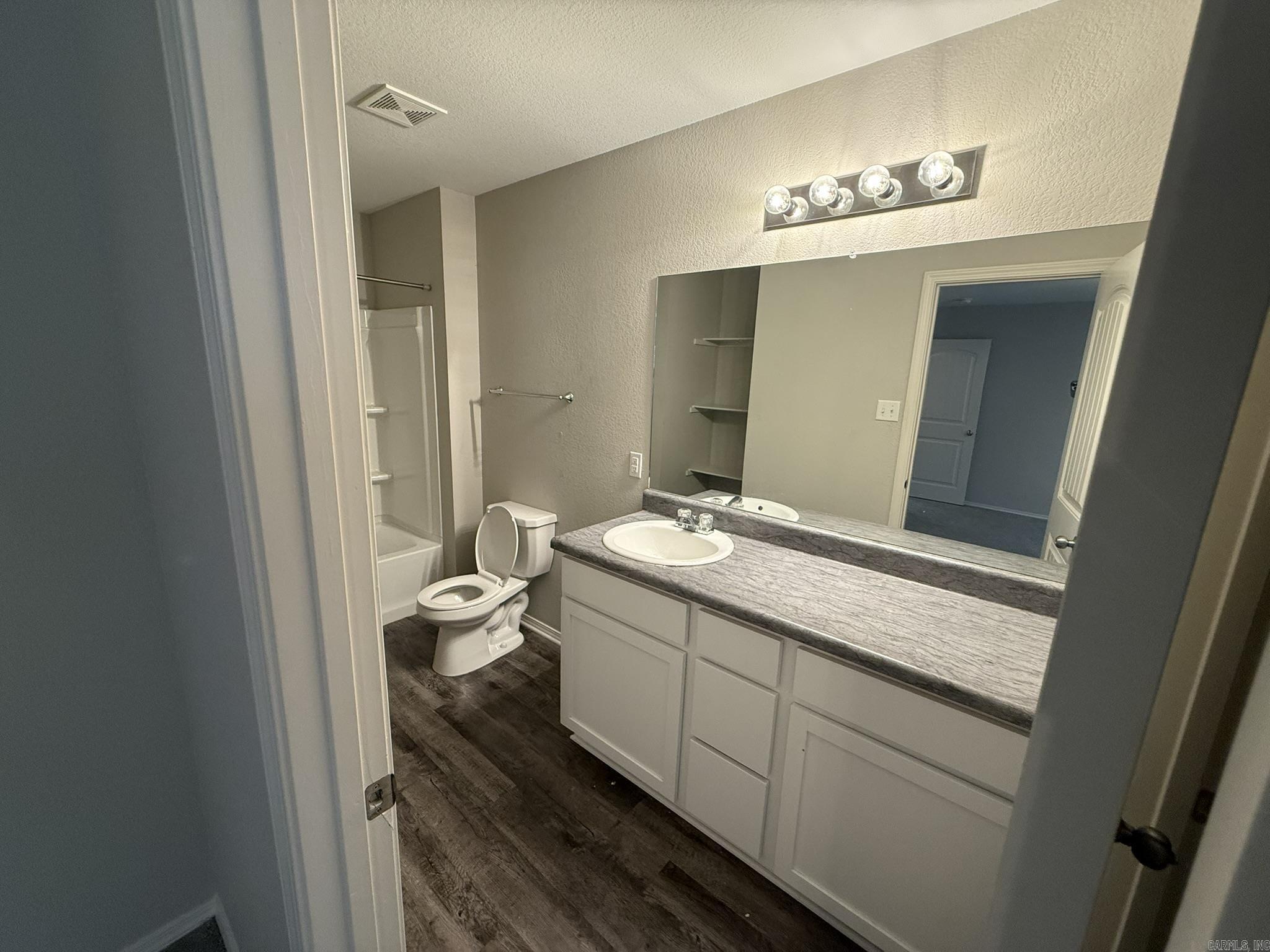 15 Cedar Creek  Austin, AR