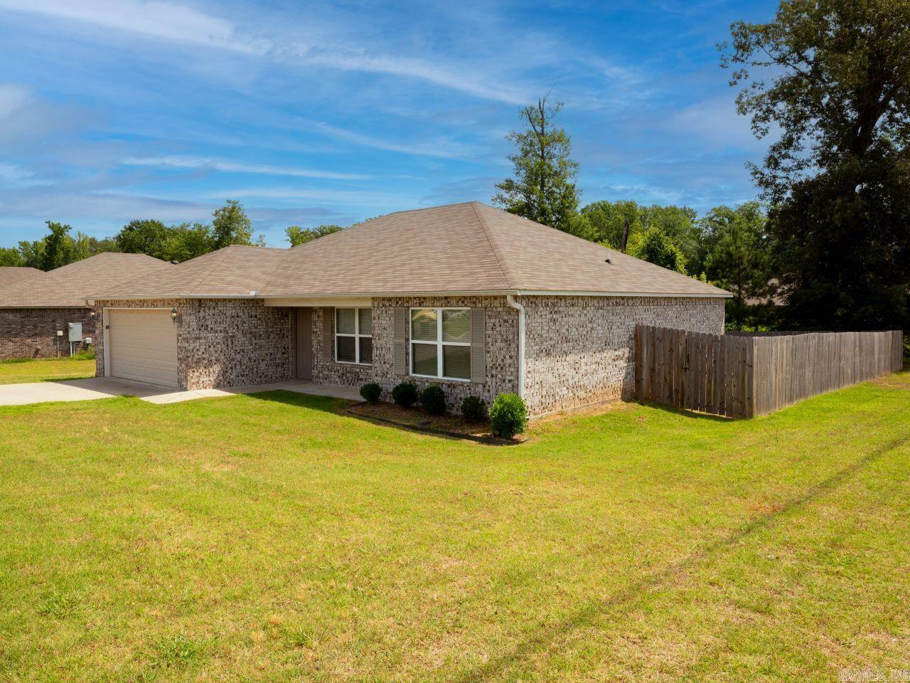 15 Cedar Creek  Cabot, AR