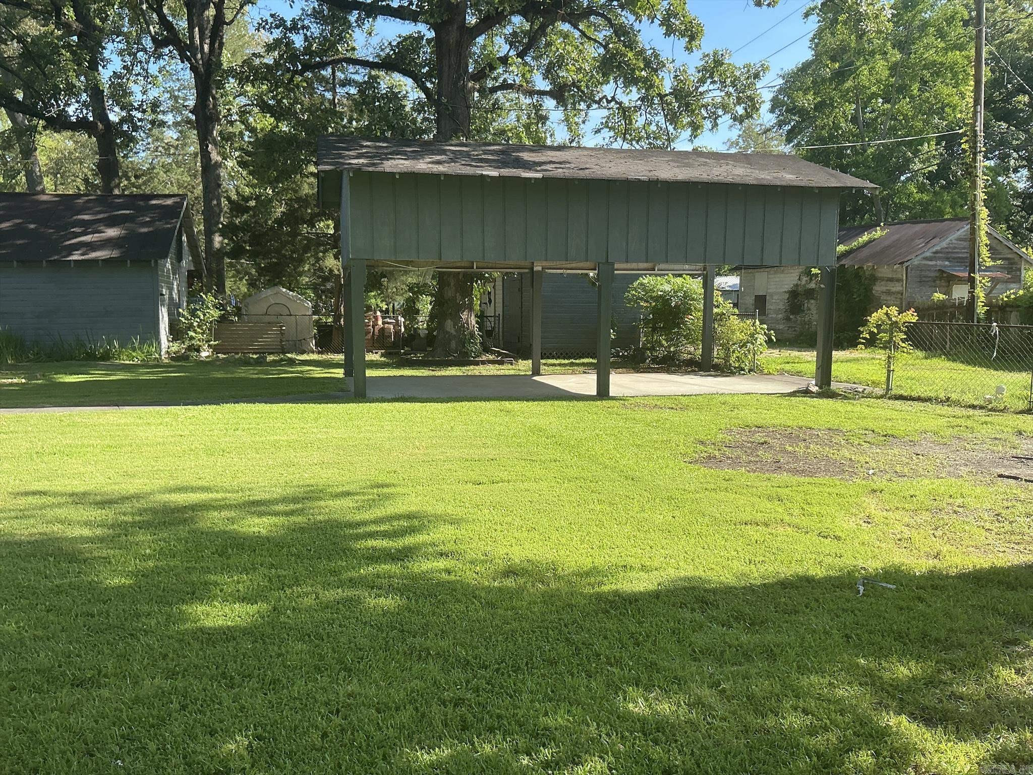 905 Oak Street  Crossett, AR
