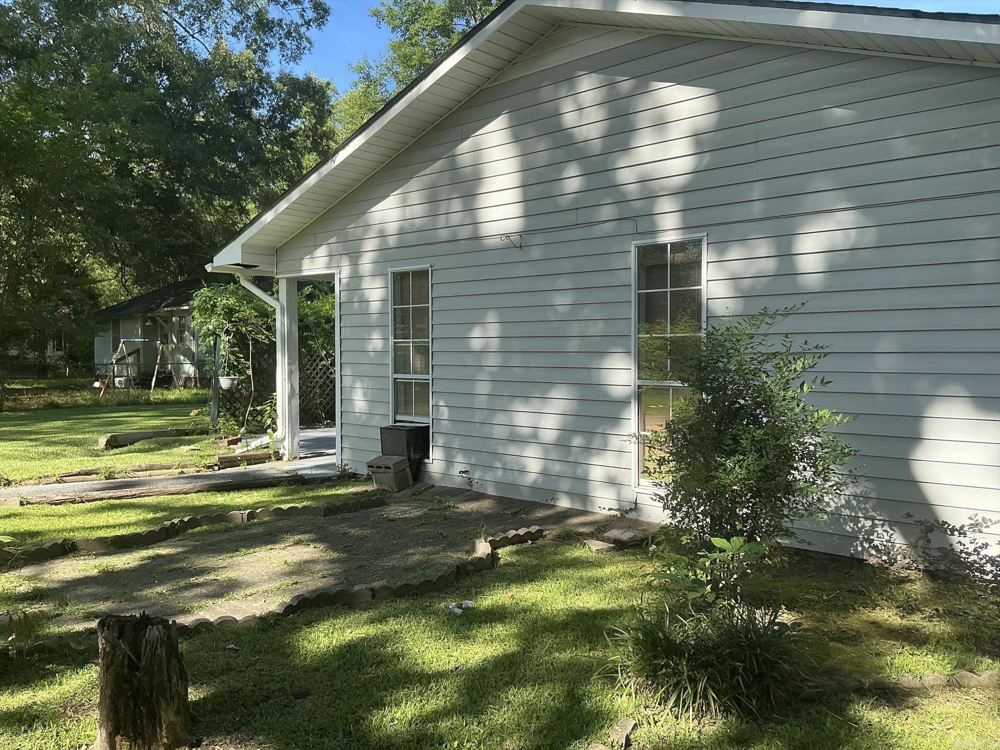 905 Oak Street  Crossett, AR