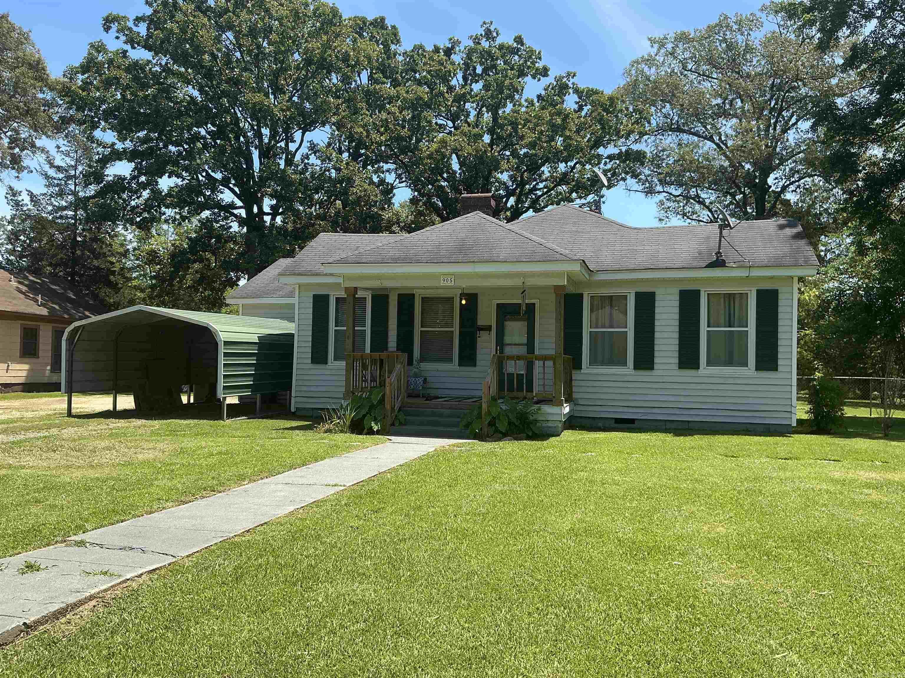 905 Oak Street  Crossett, AR
