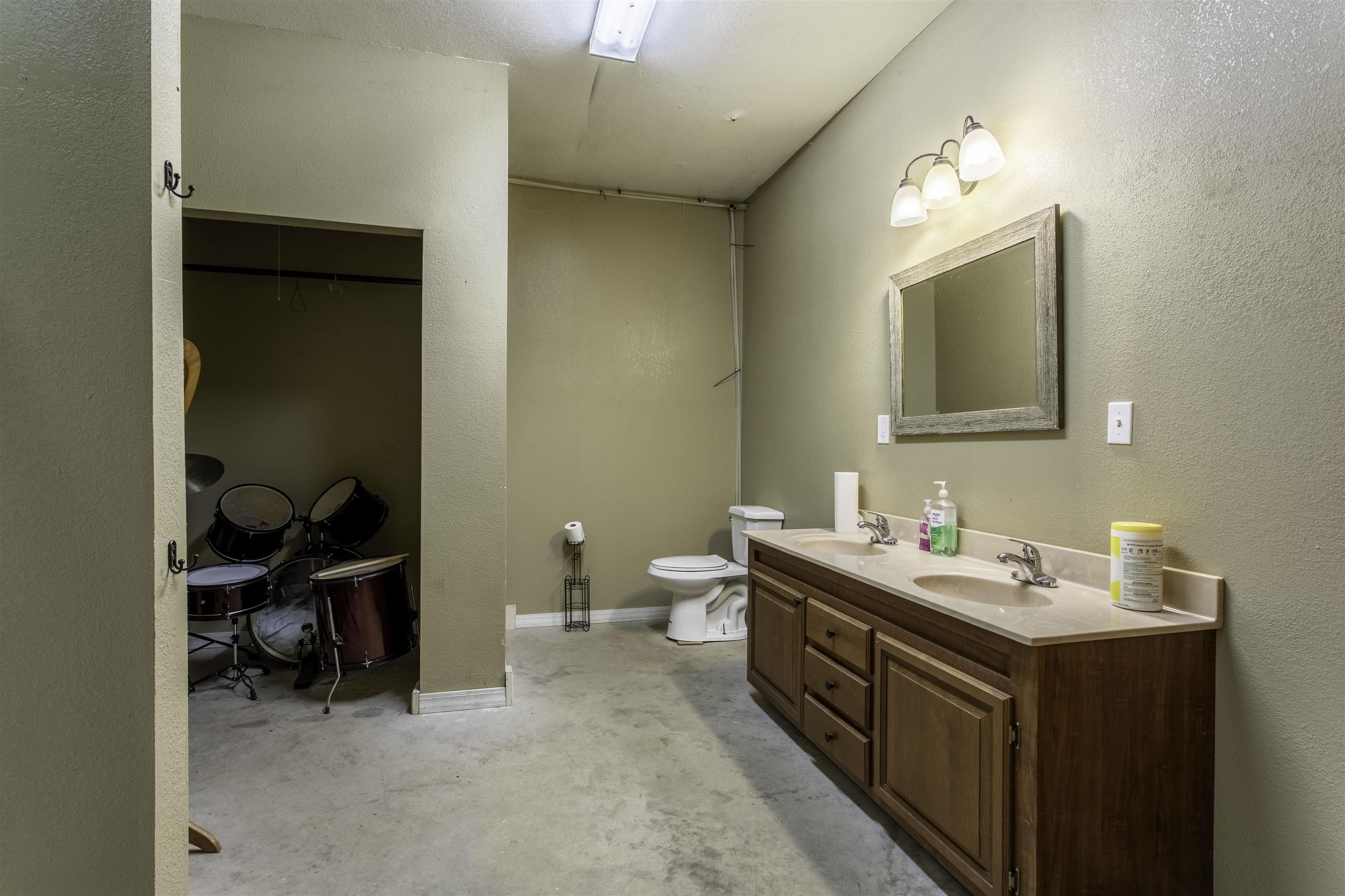 15 Pear Tree  Highland, AR