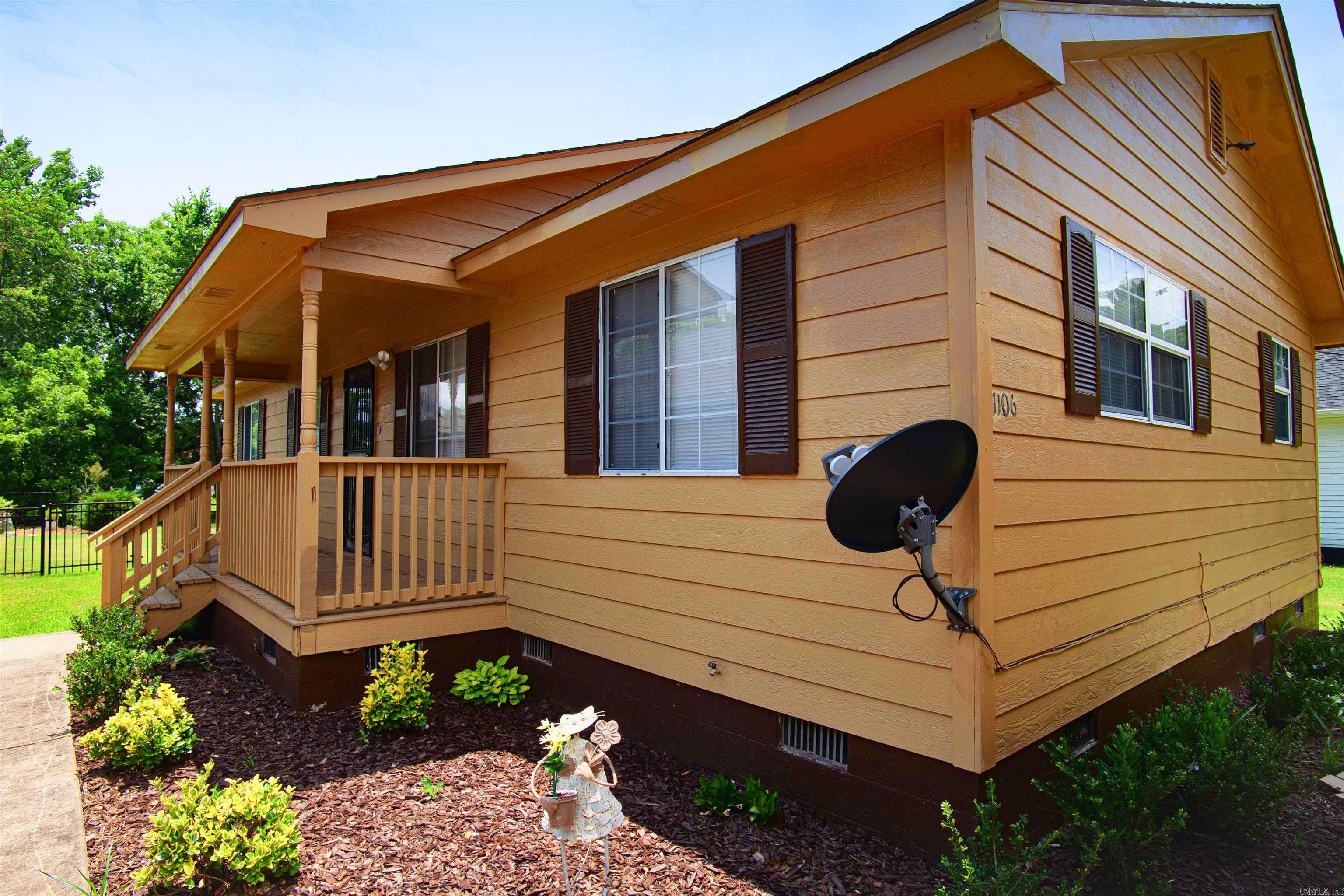 1106 E 46th  North Little Rock, AR