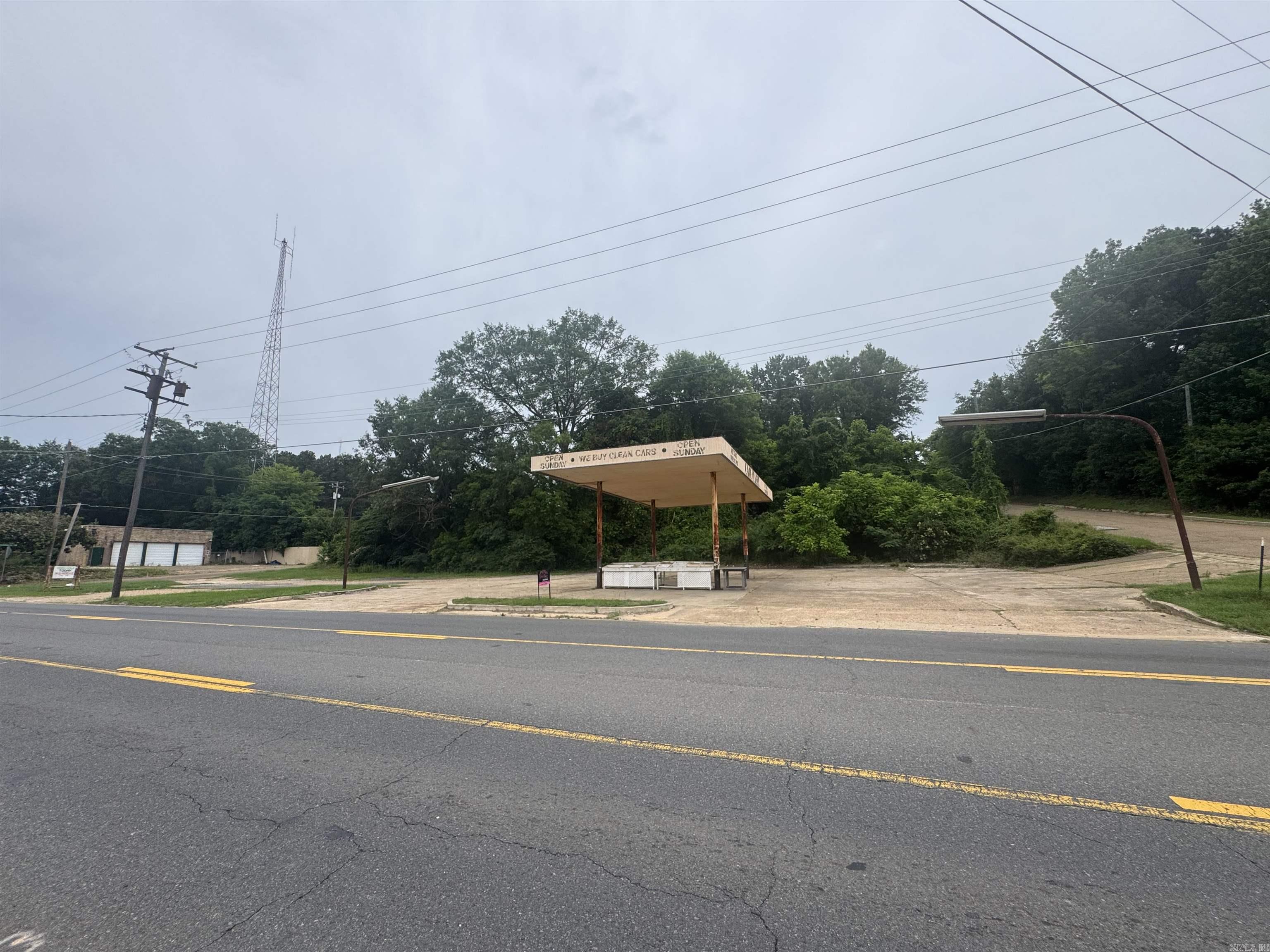 444 California  Camden, AR