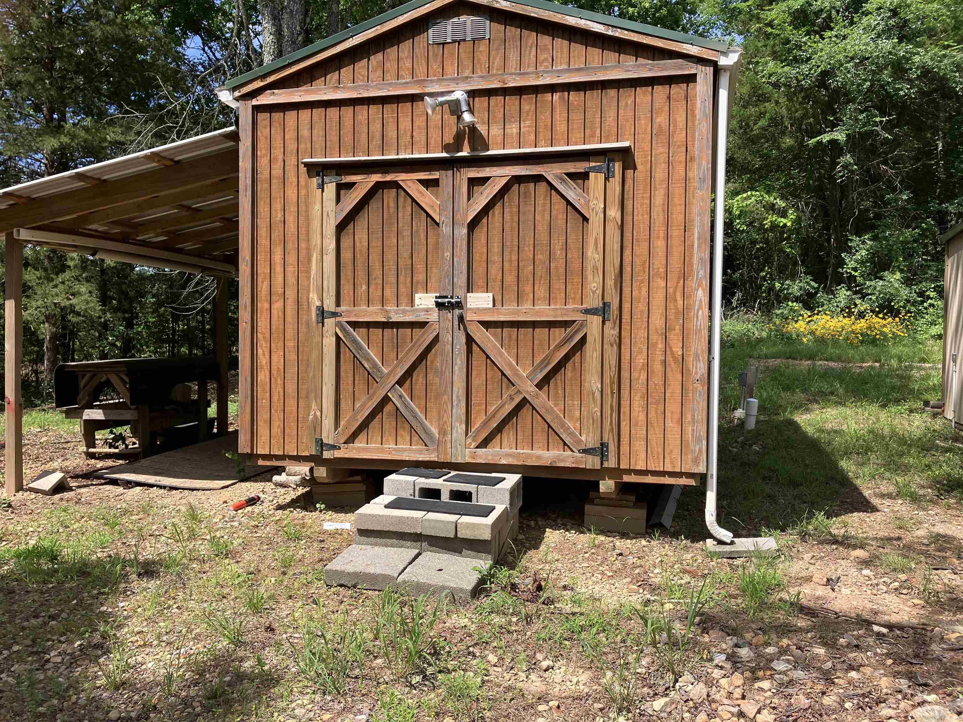 190 Waggoner St.  Norman, AR