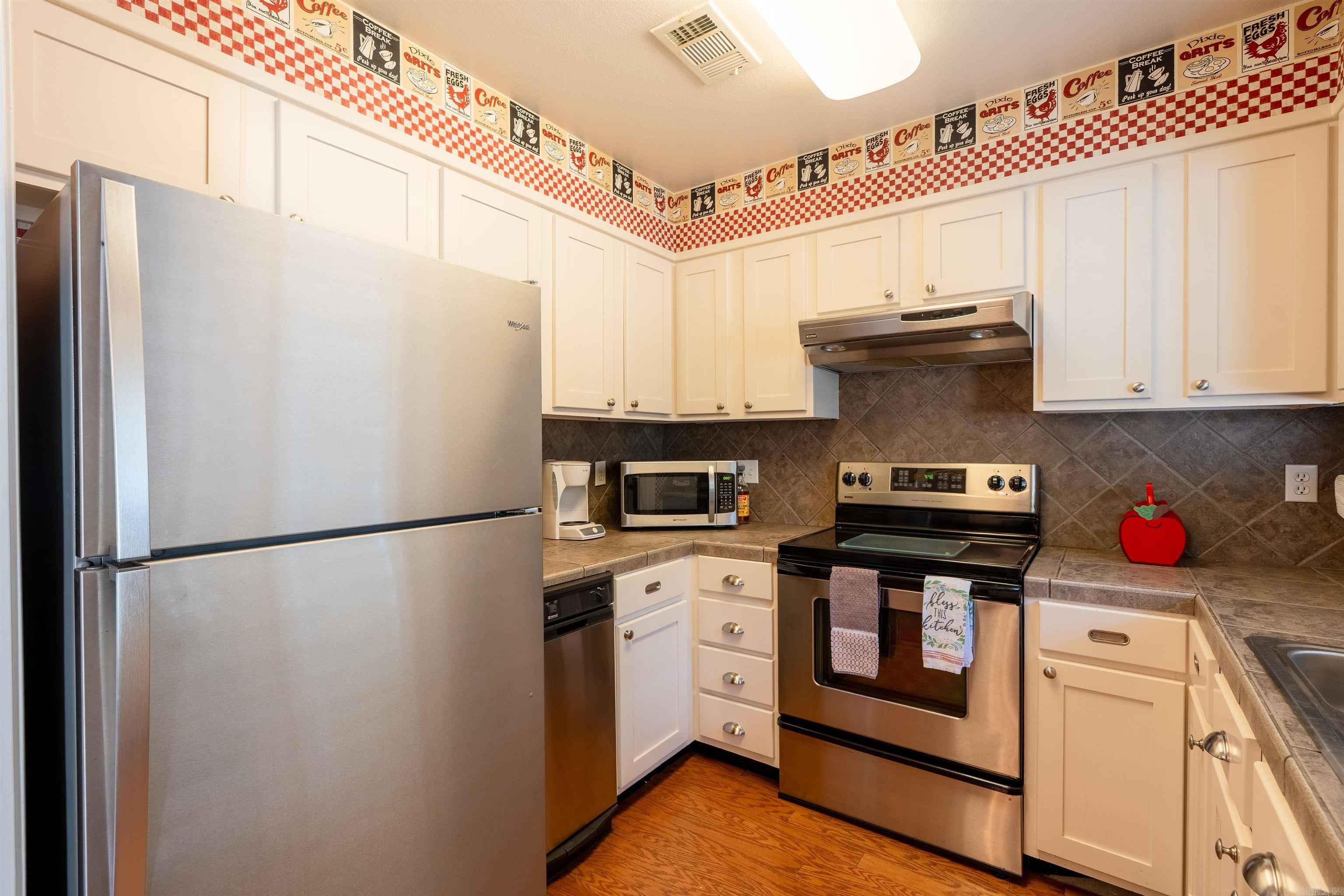 438 Orchard Court  Heber Springs, AR