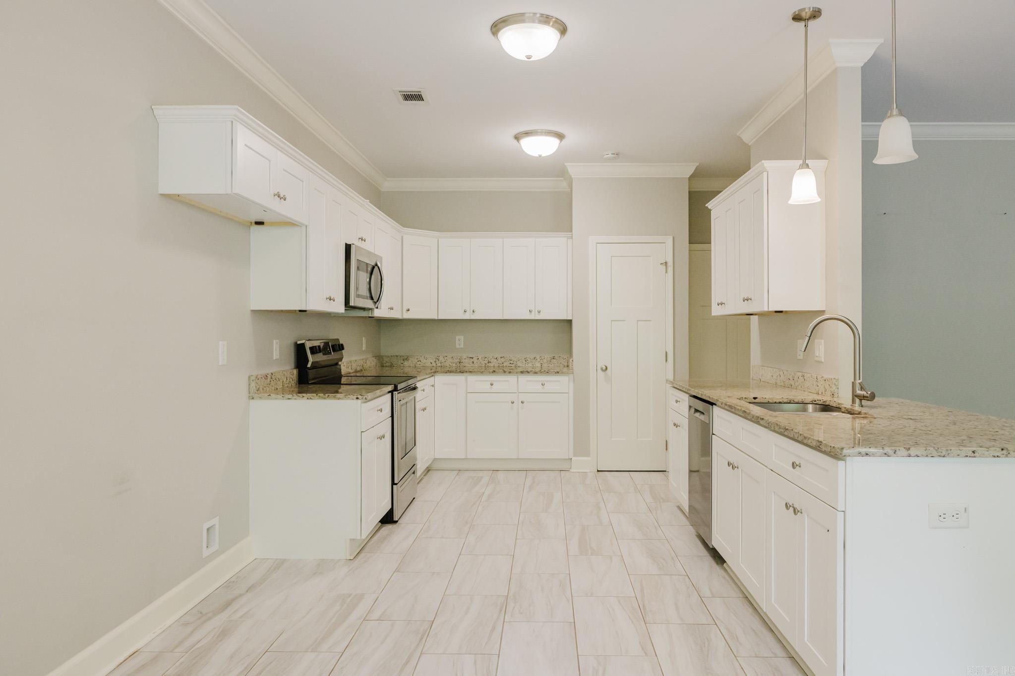 4512 Western Woods  Benton, AR