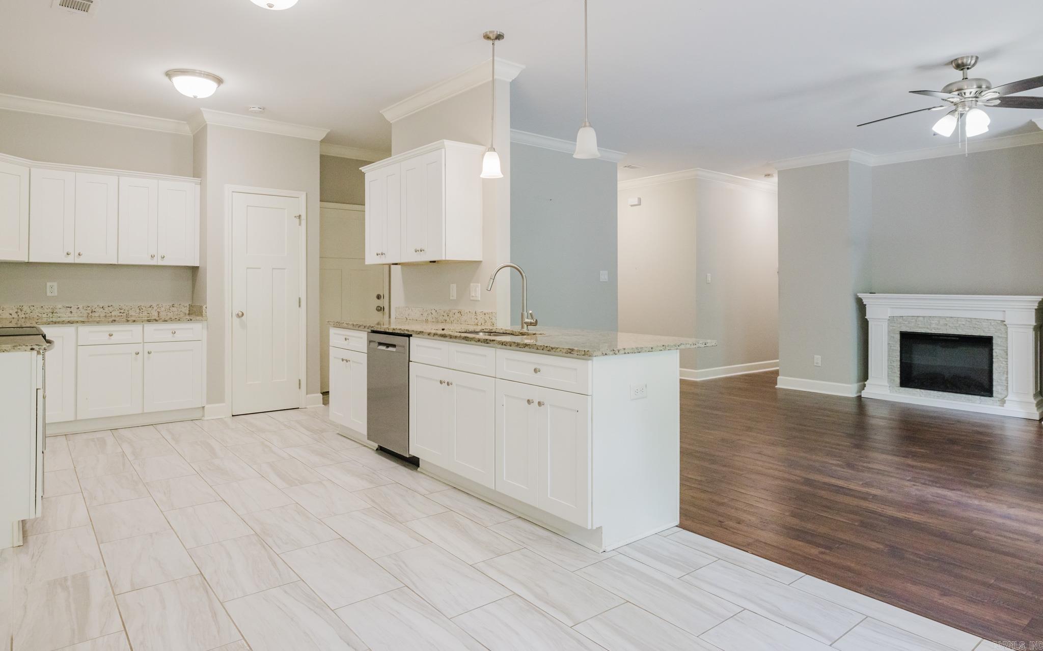 4512 Western Woods  Benton, AR