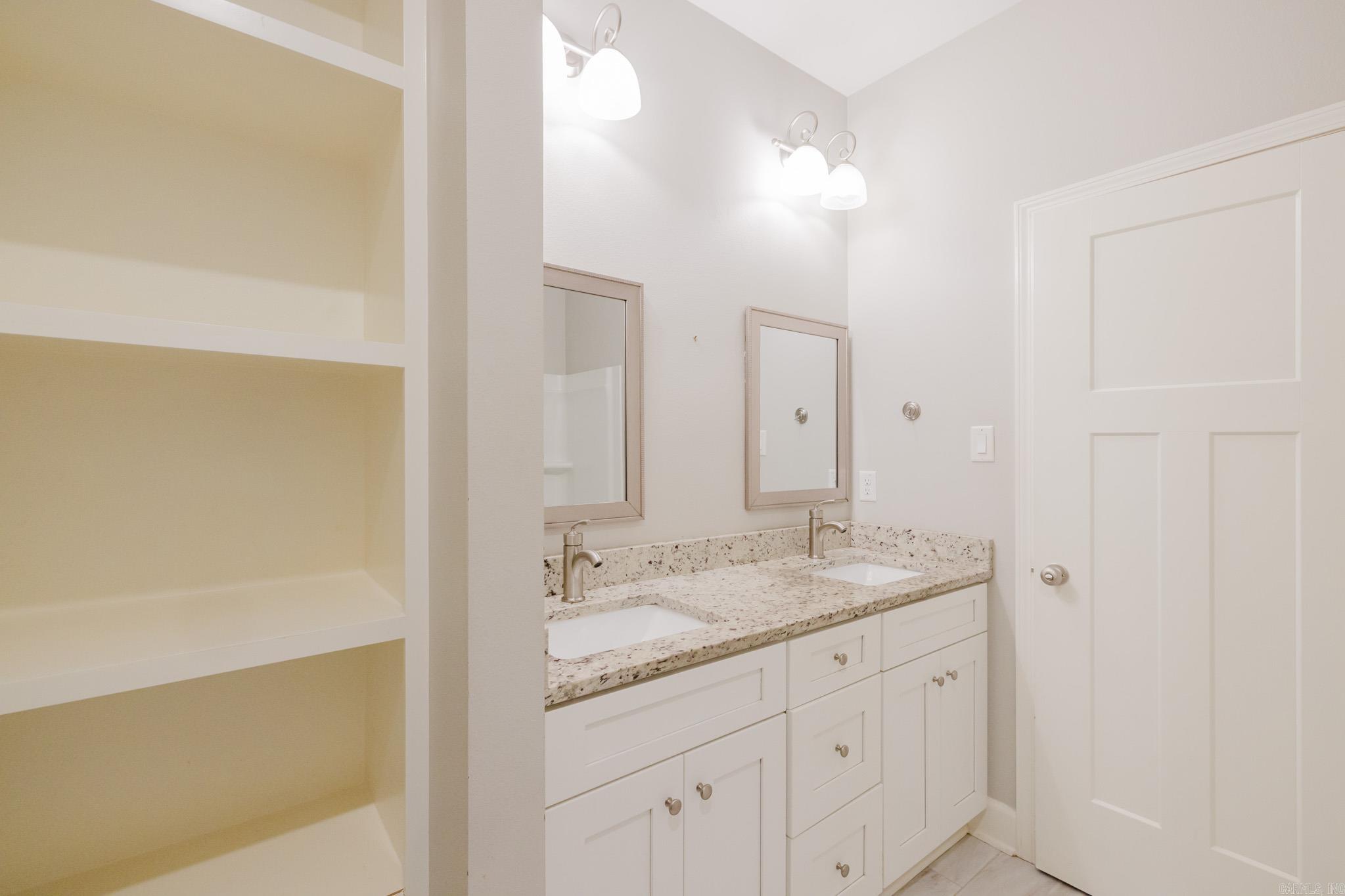 4512 Western Woods  Benton, AR