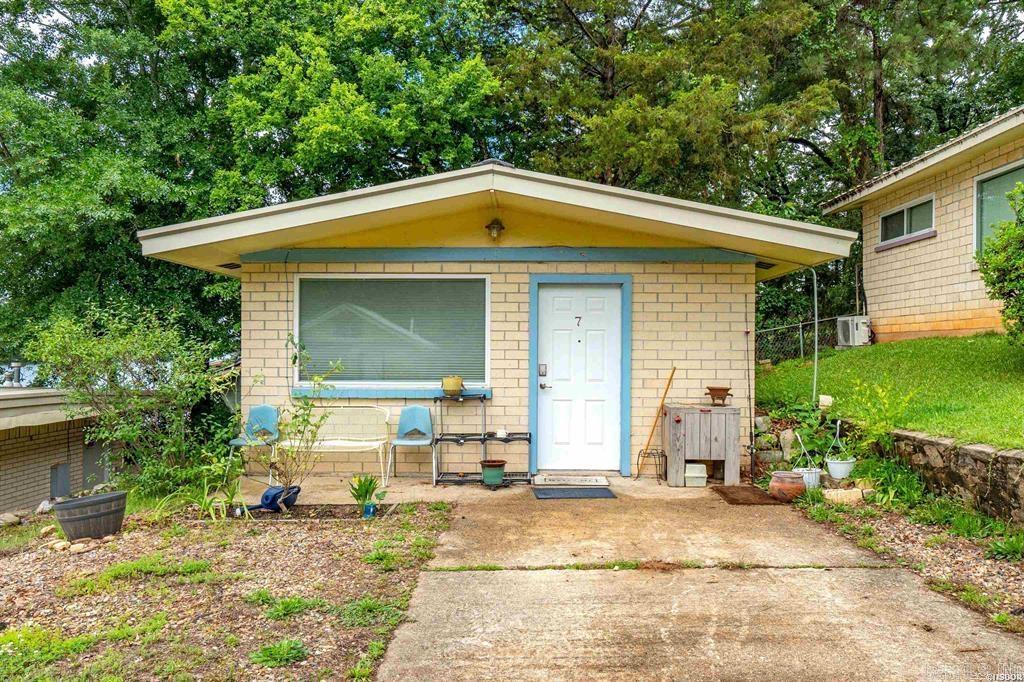 352 Lakeland  Hot Springs, AR