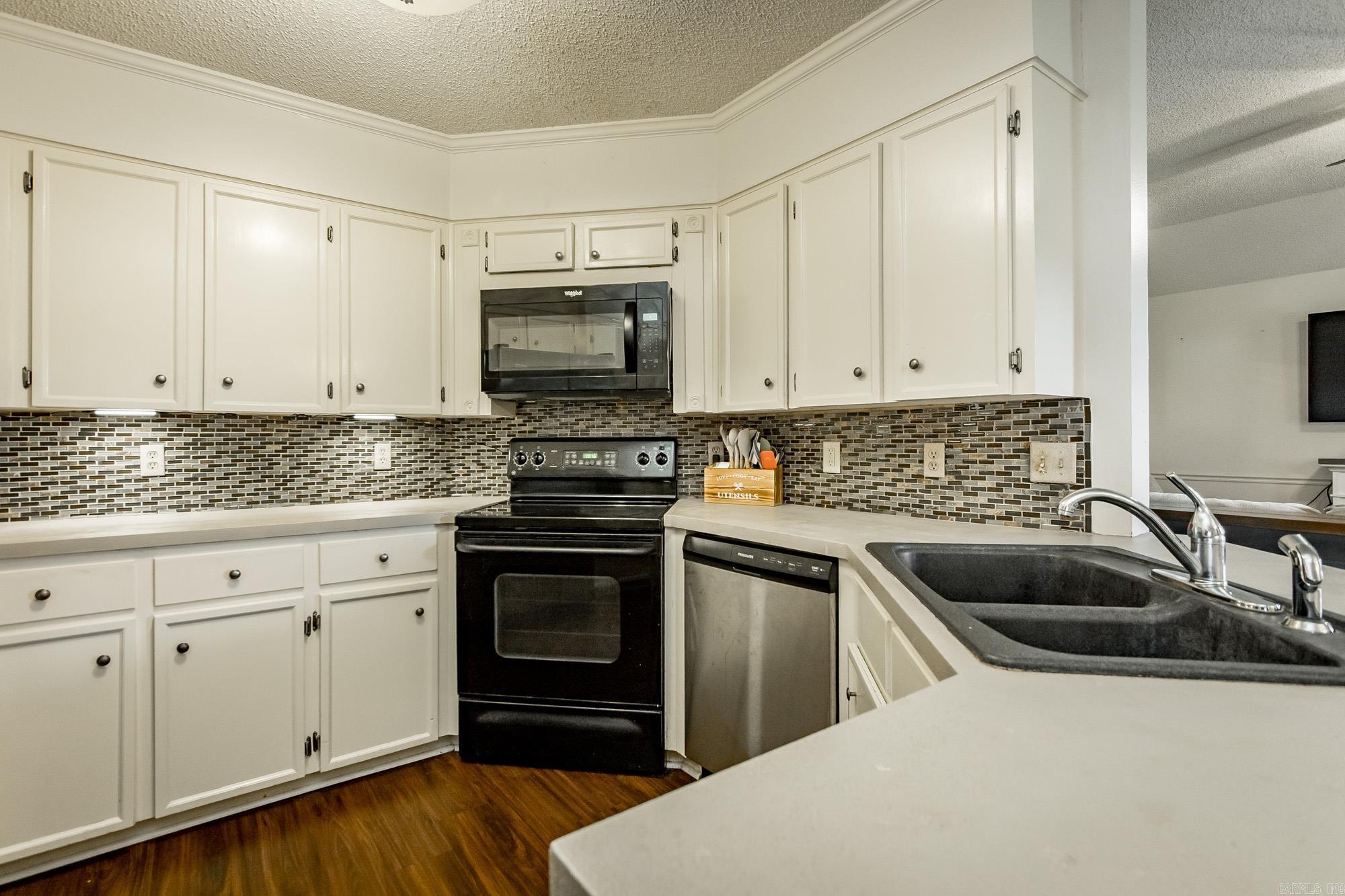 1809 Applewood Cove  Beebe, AR