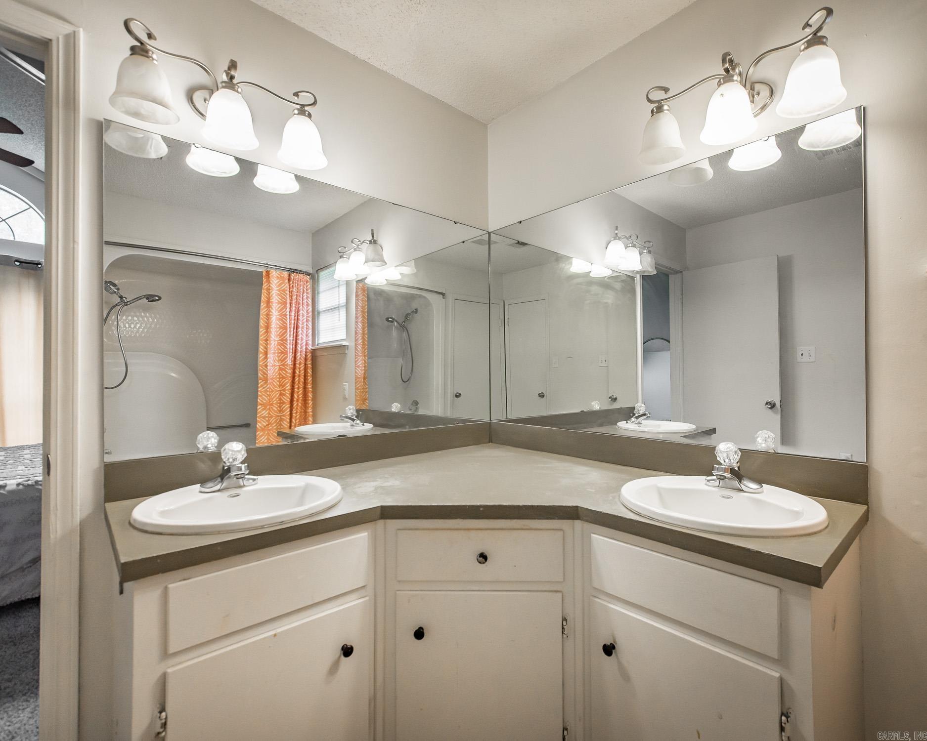 1809 Applewood Cove  Beebe, AR