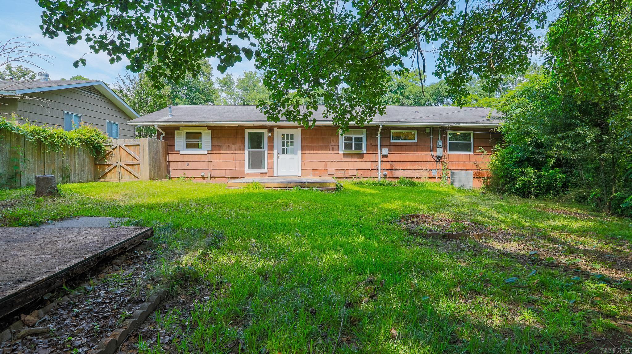 7 N Meadowcliff  Little Rock, AR