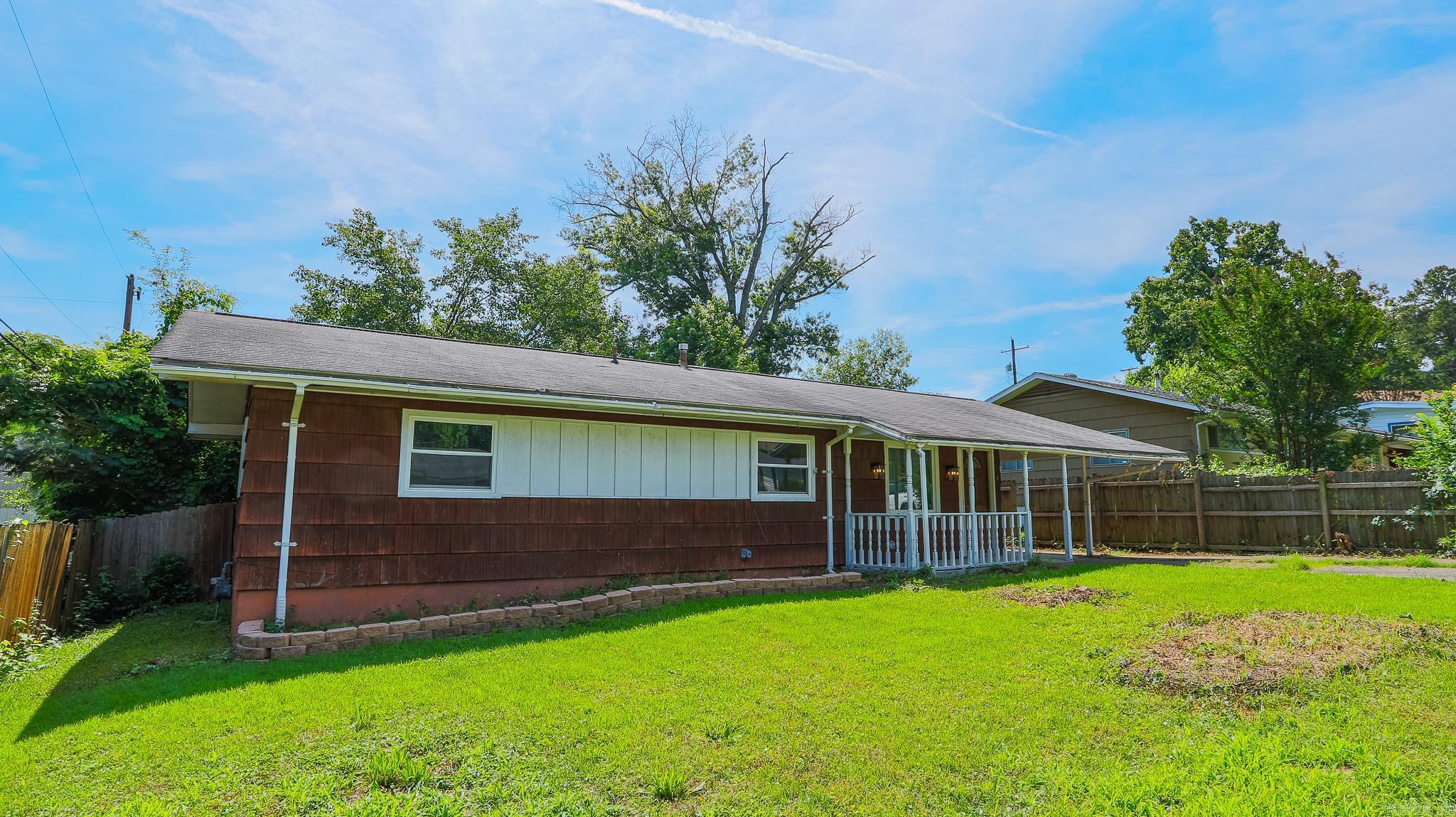 7 N Meadowcliff  Little Rock, AR