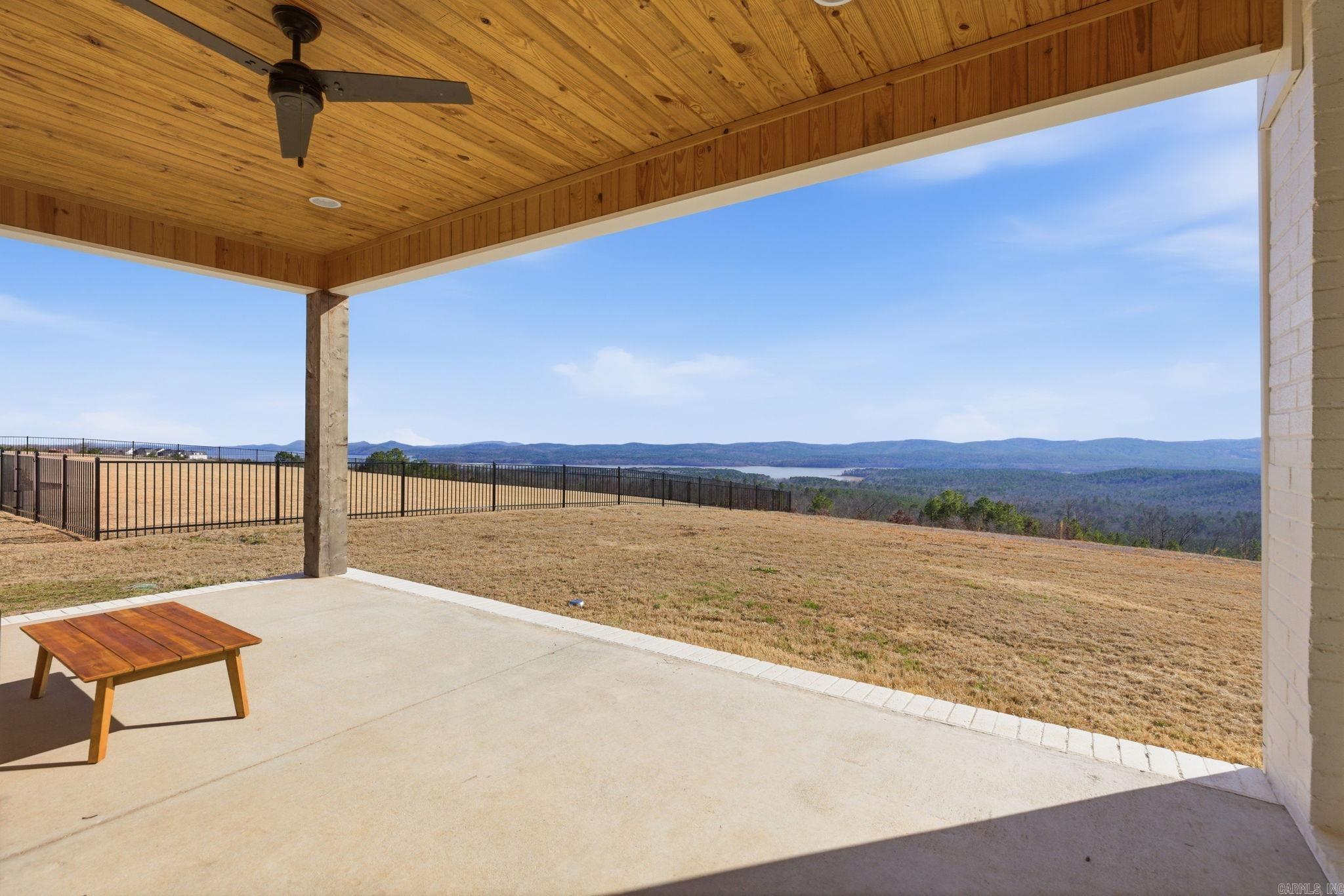 34325 Lakeview West  Roland, AR