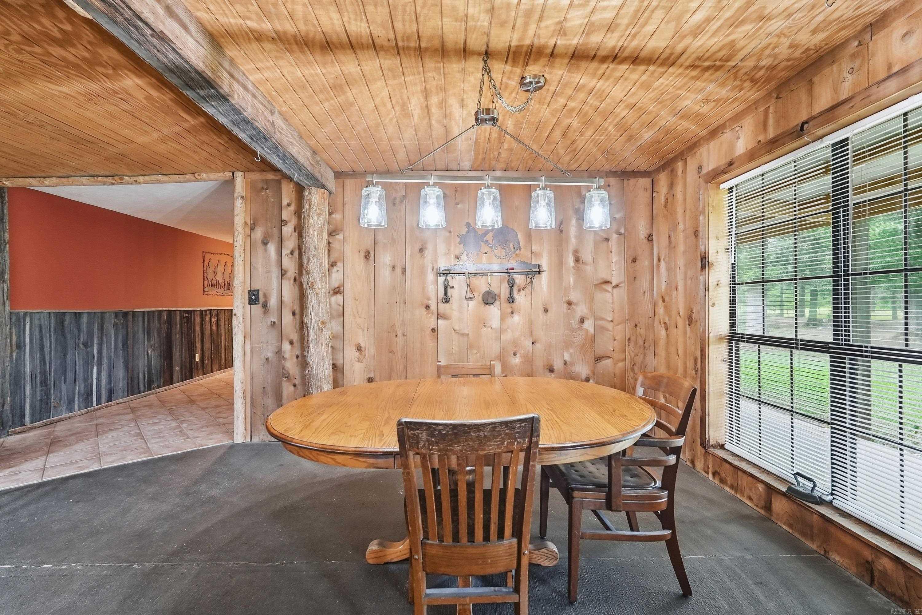 1083 Grant 18  Grapevine, AR