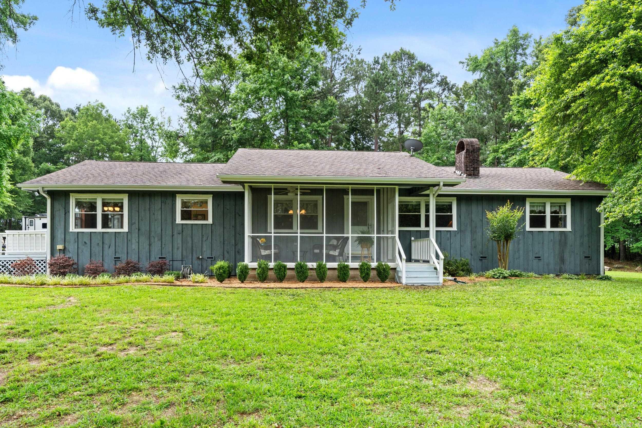 36 Crain  Glenwood, AR