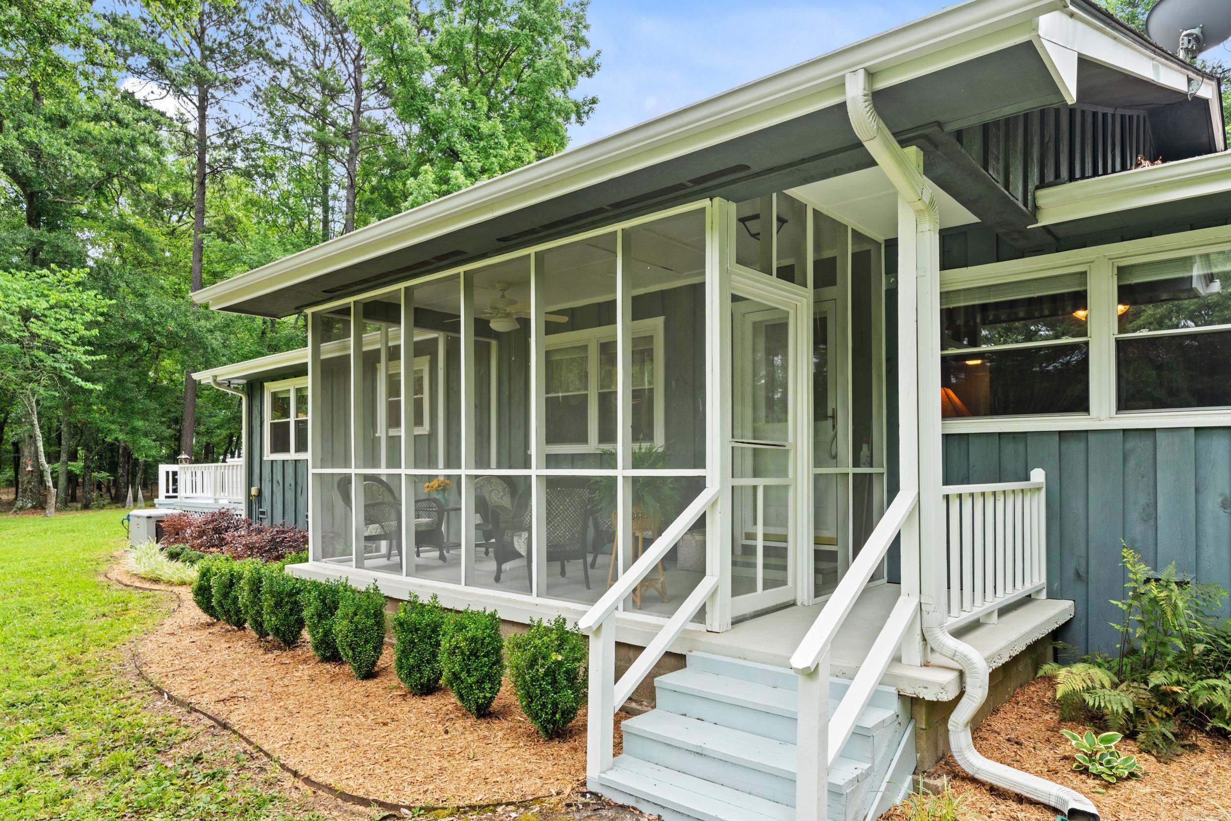 36 Crain  Glenwood, AR