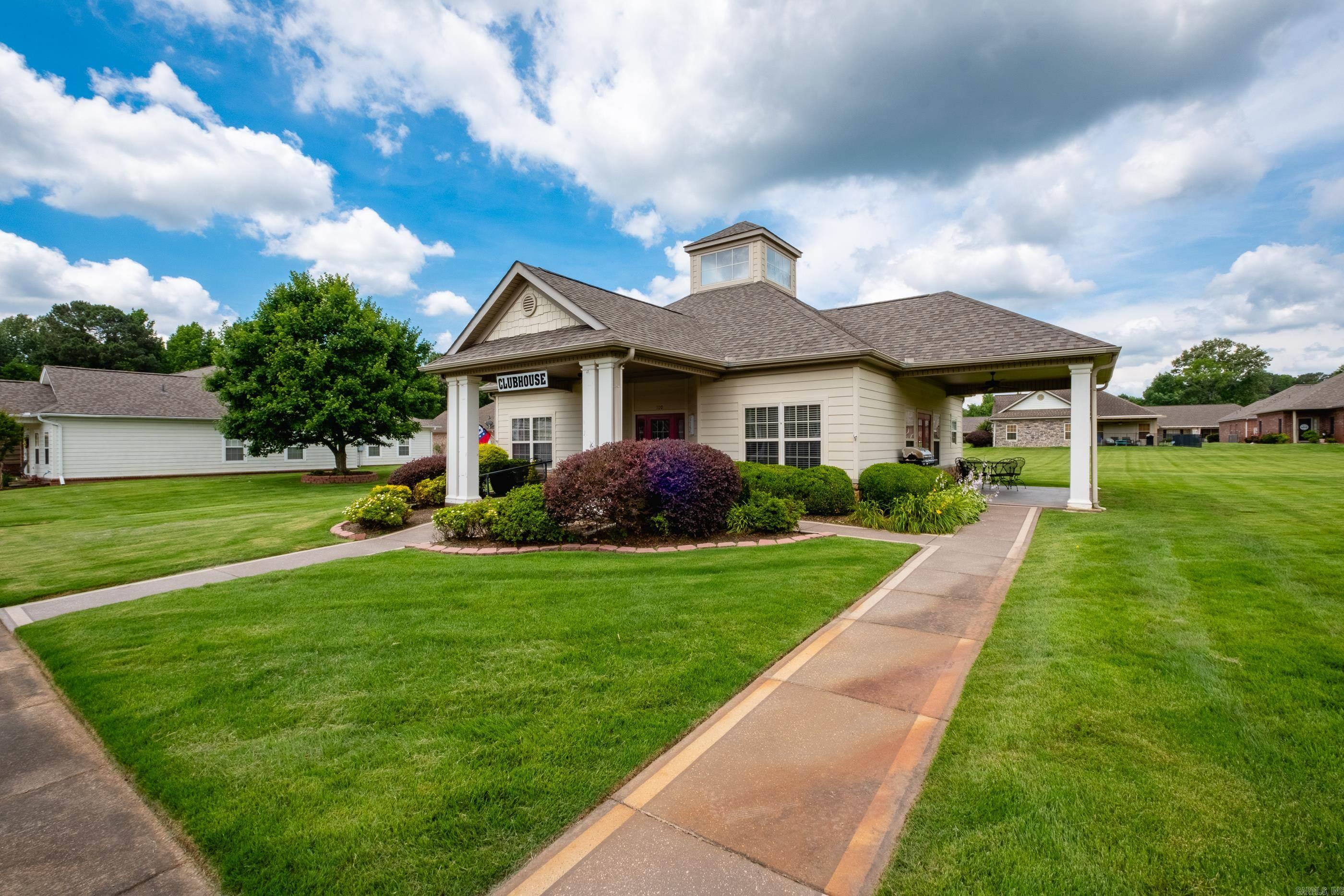 302 Stagecoach Village  Little Rock, AR