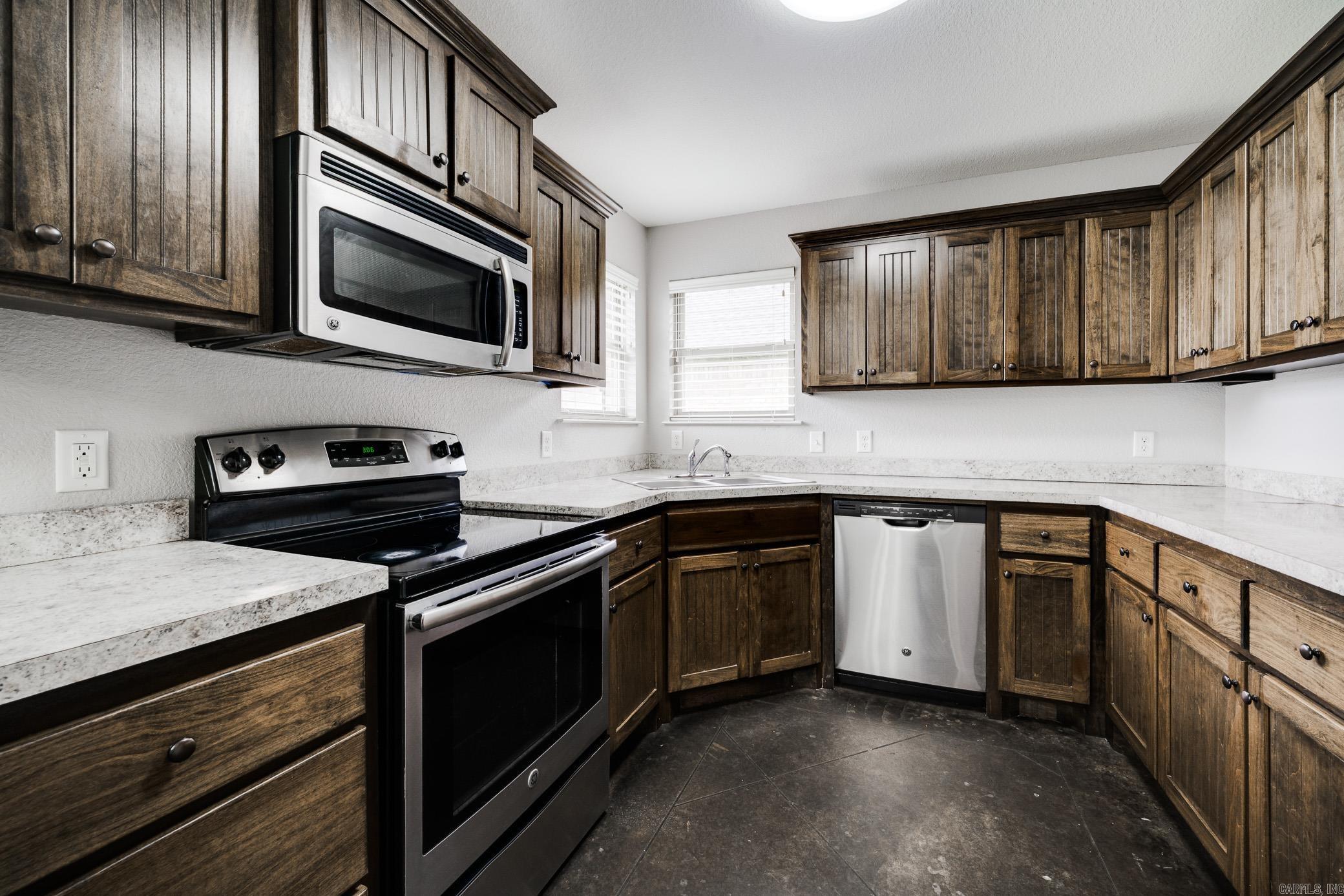 1345 Acuff  Conway, AR