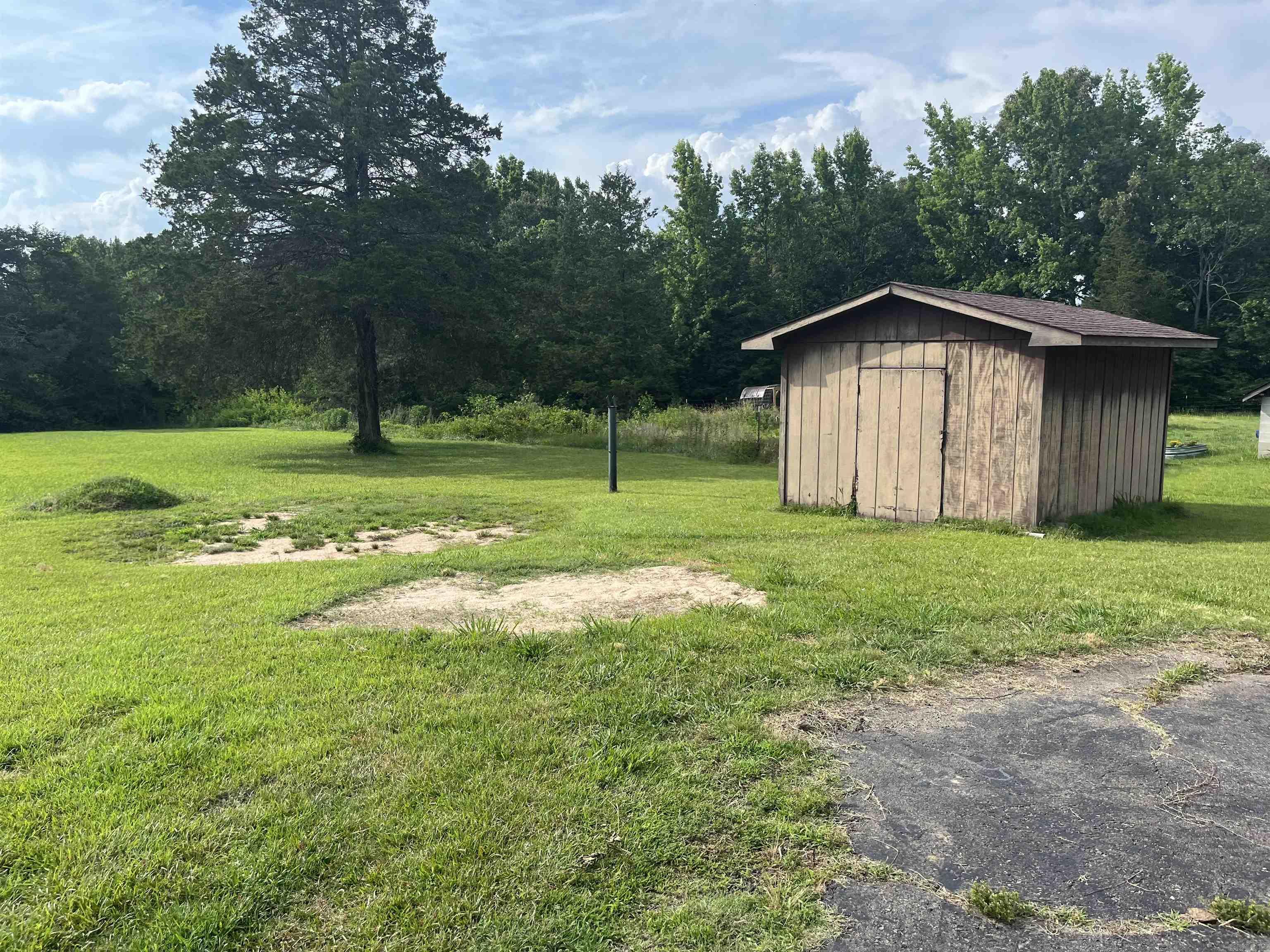 4649 SR 124  Russellville, AR