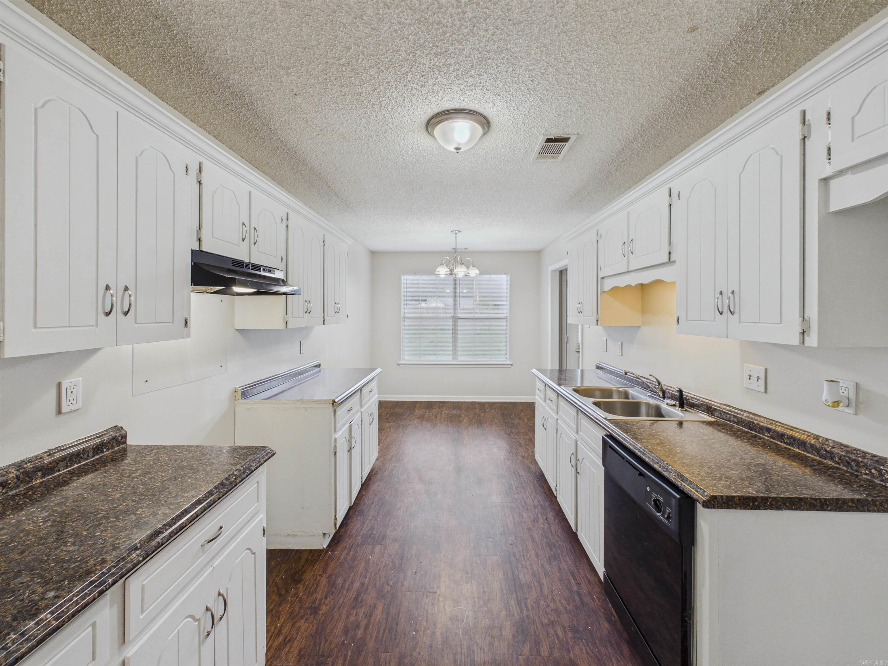 87 Sycamore  Cabot, AR