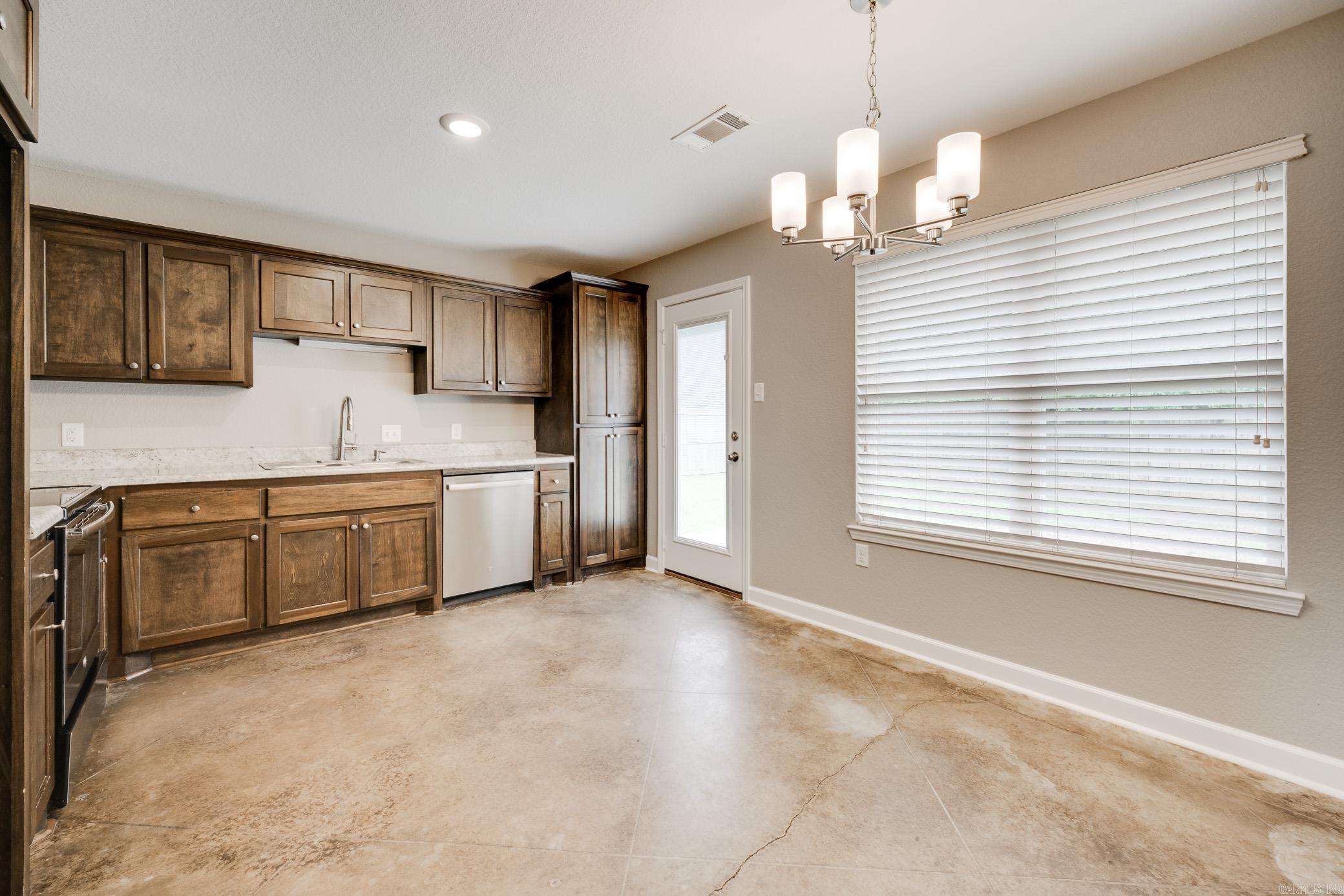 1355 Acuff  Conway, AR