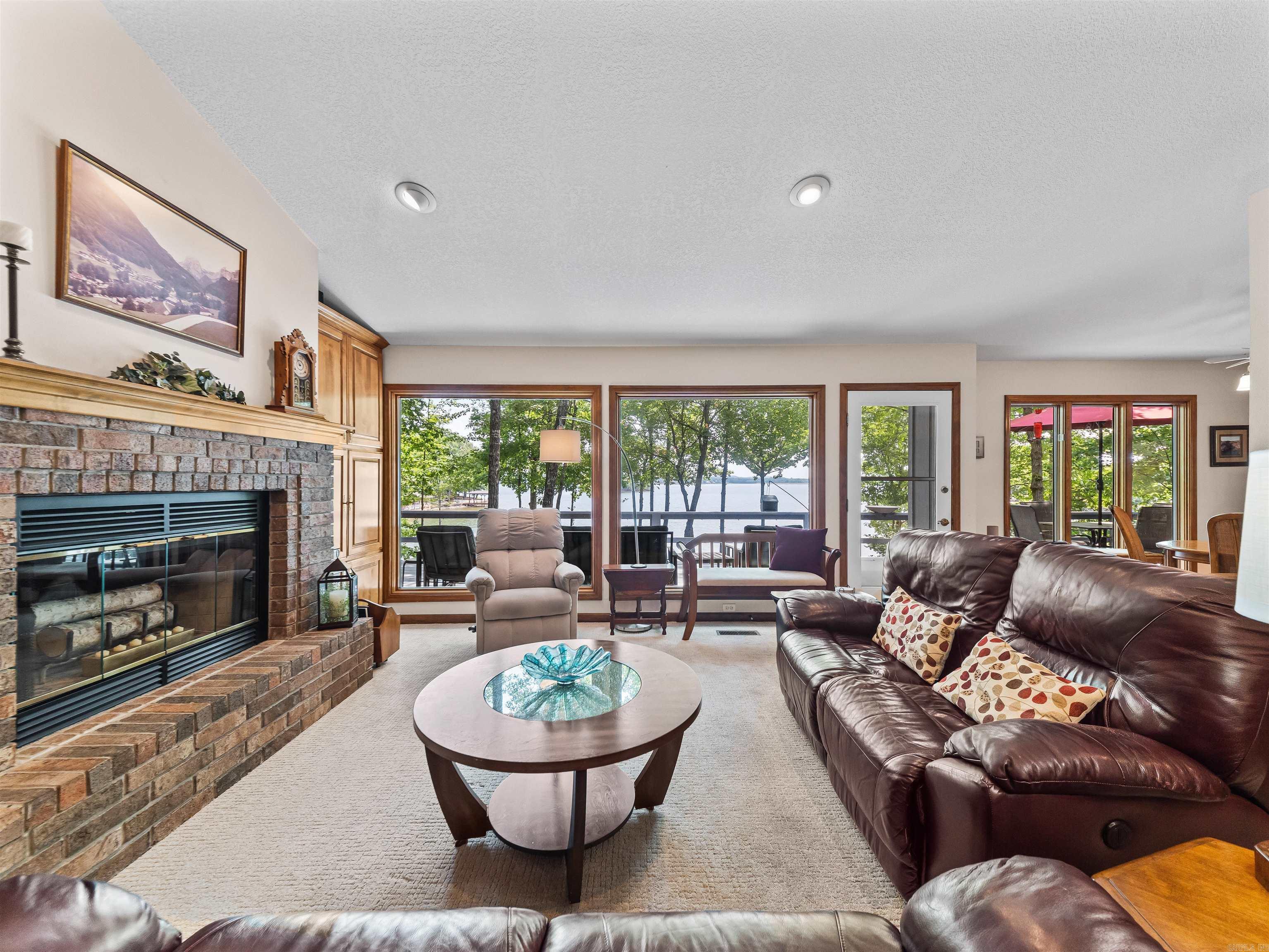 29 Guindola  Hot Springs Village, AR