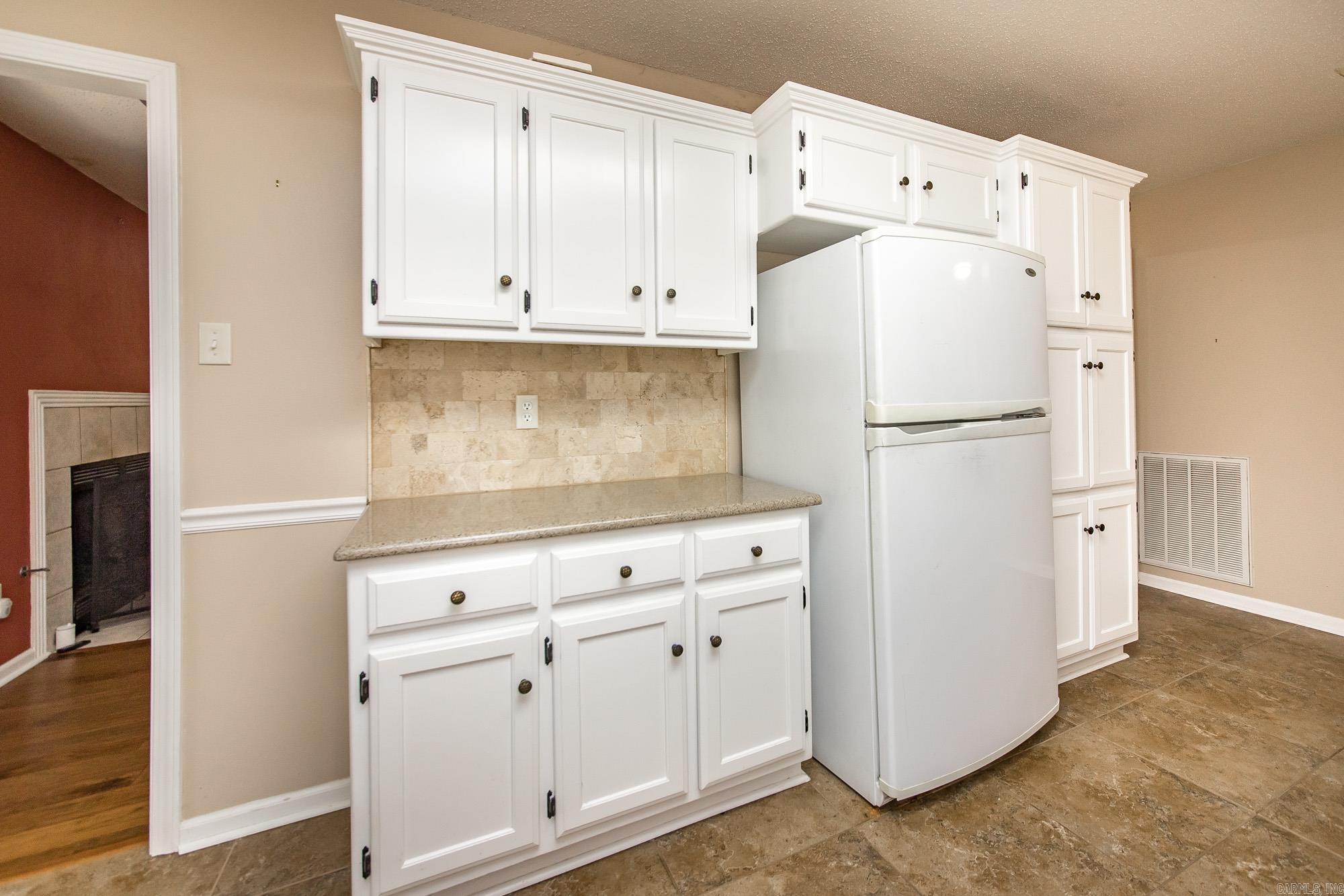 5085 Willow Glen  Sherwood, AR