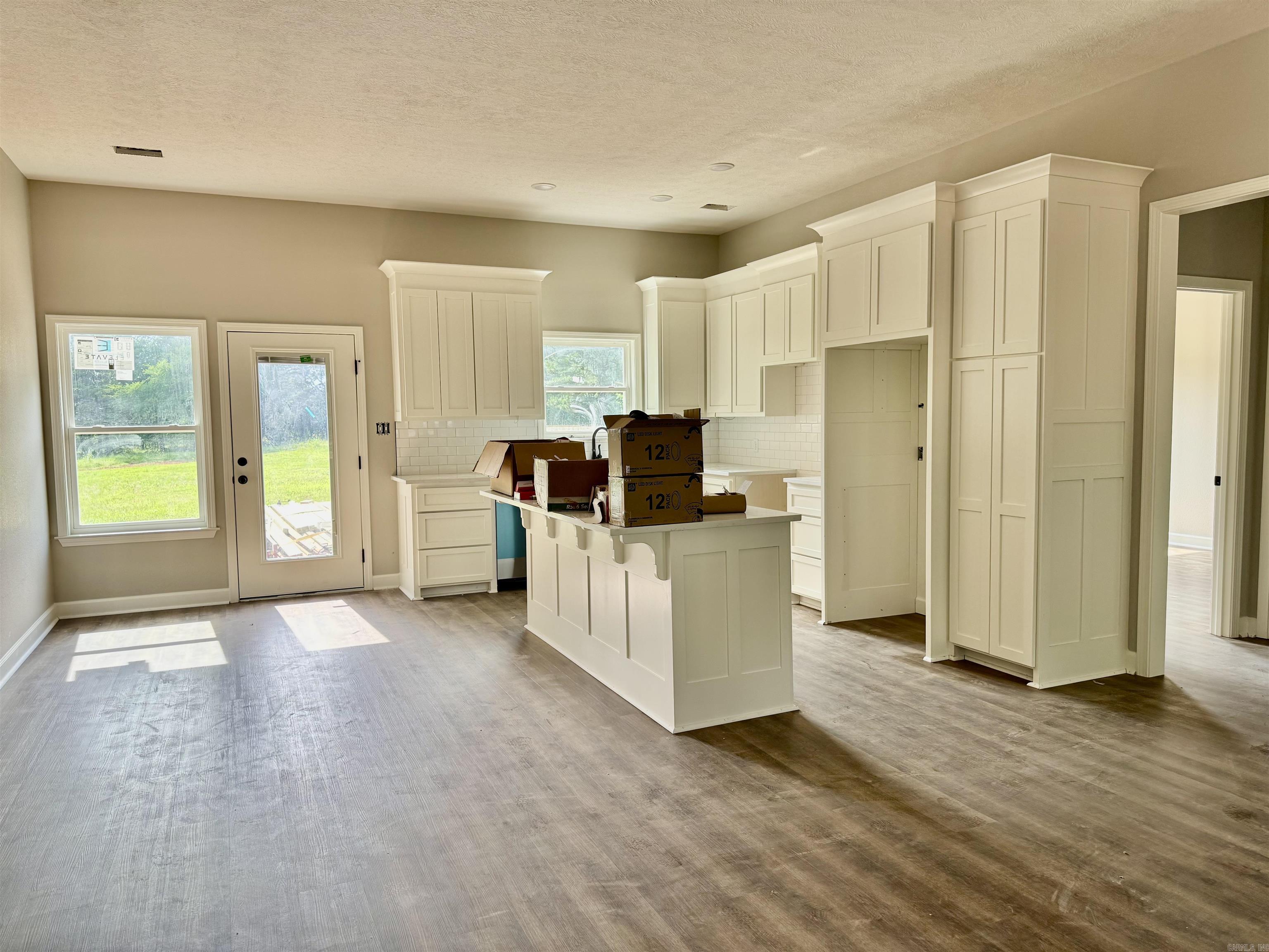 17 Mountain Grove  Greenbrier, AR