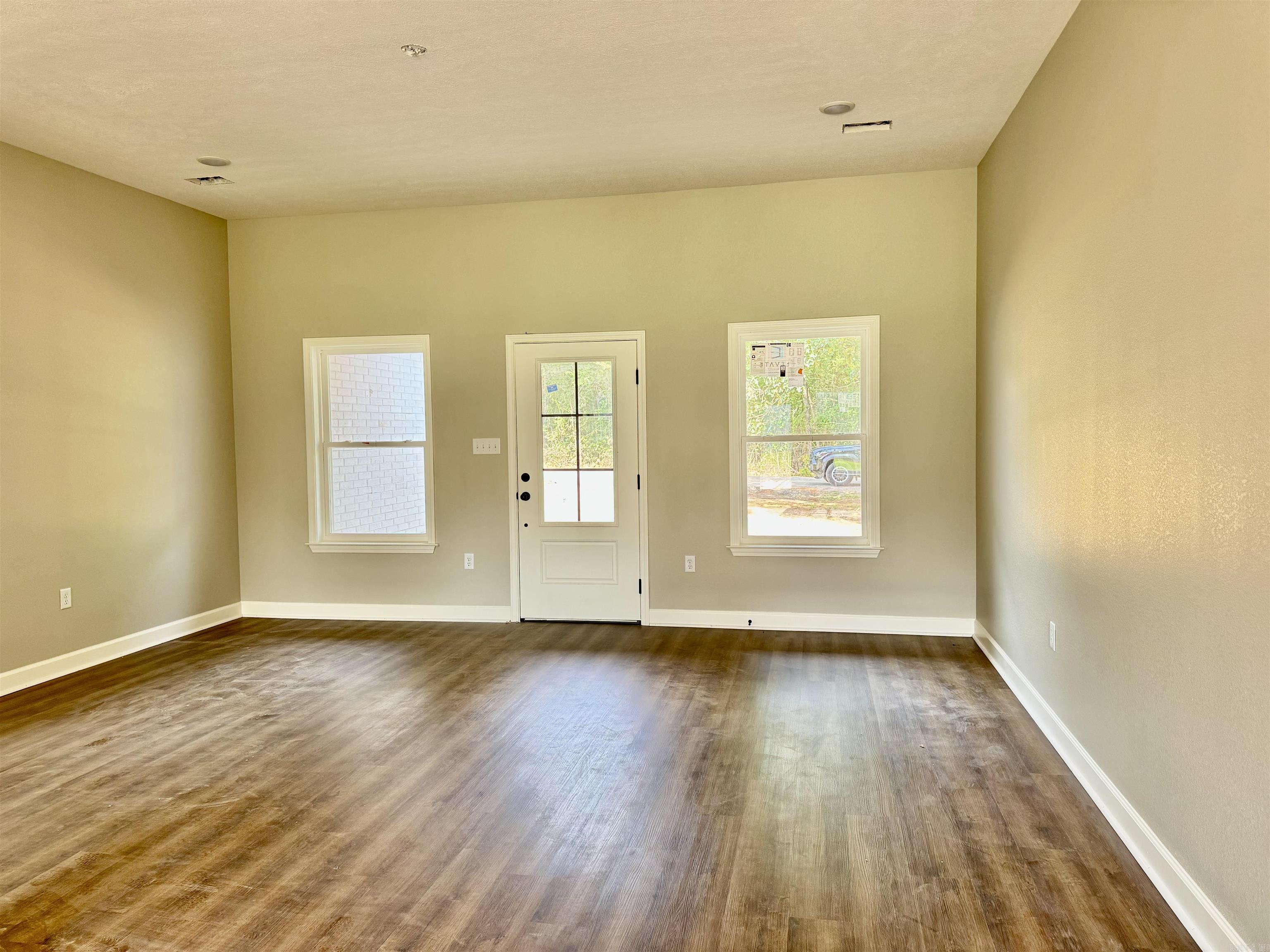 17 Mountain Grove  Greenbrier, AR