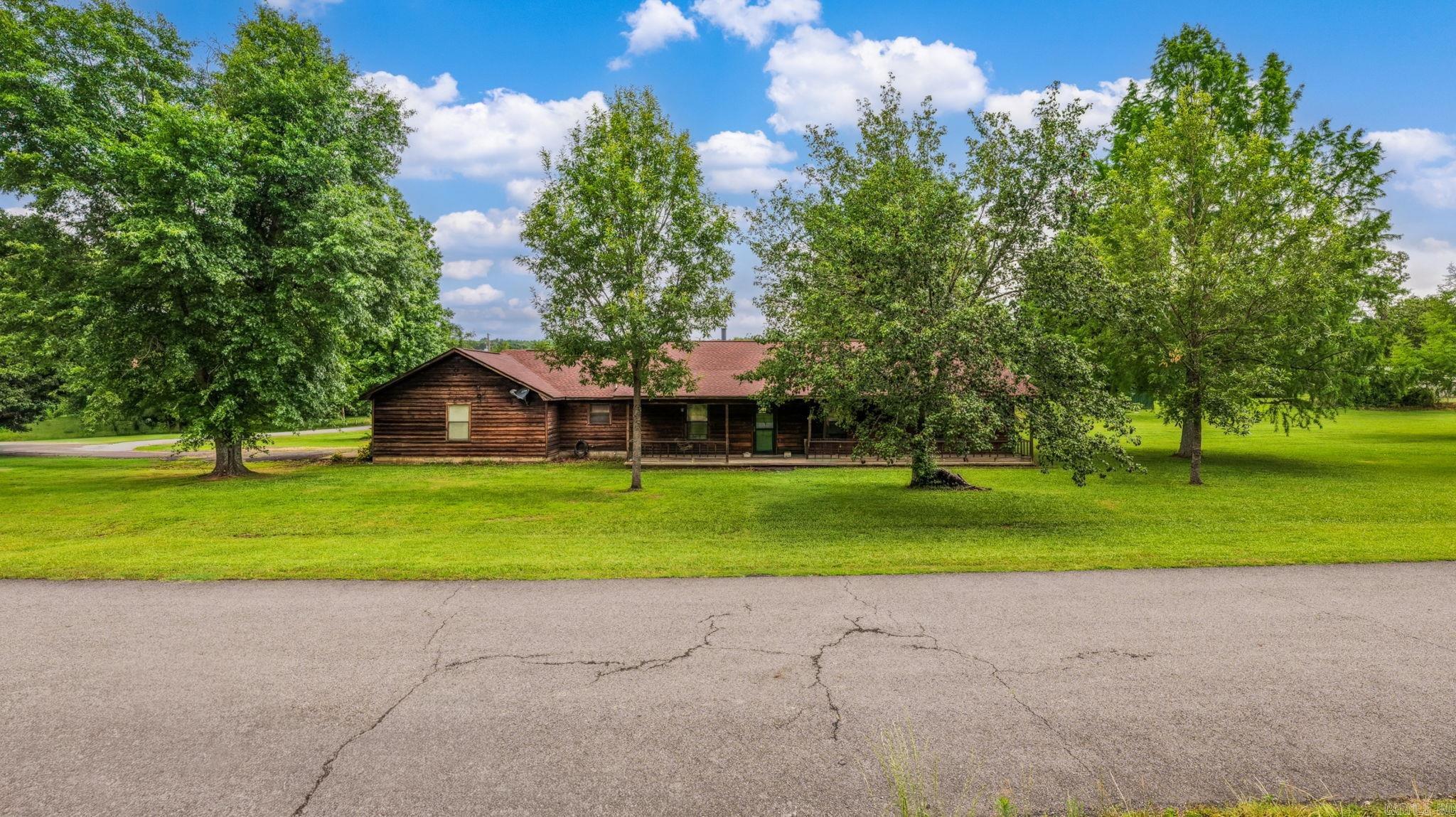 17 Oak Creek  Conway, AR