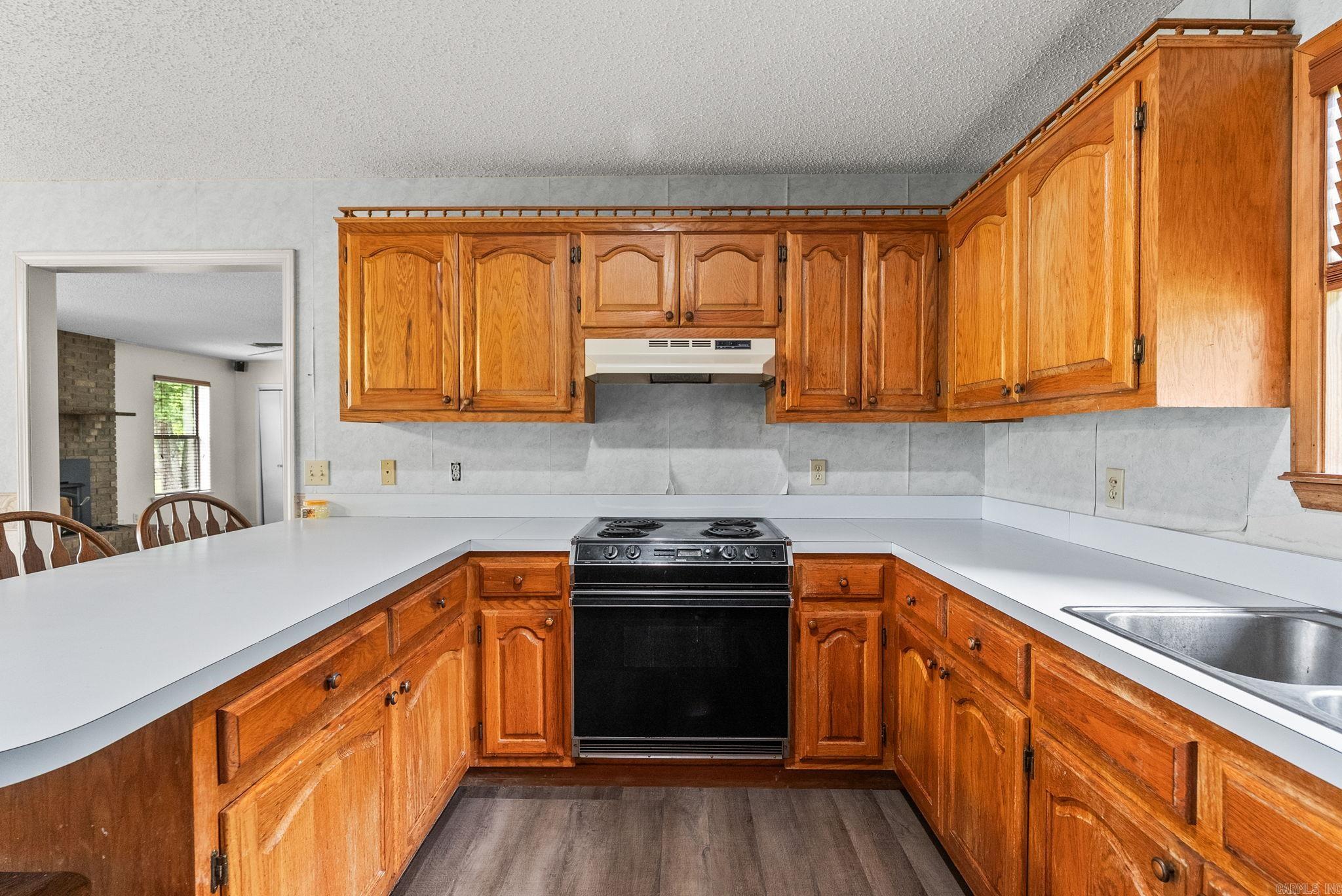 17 Oak Creek  Conway, AR