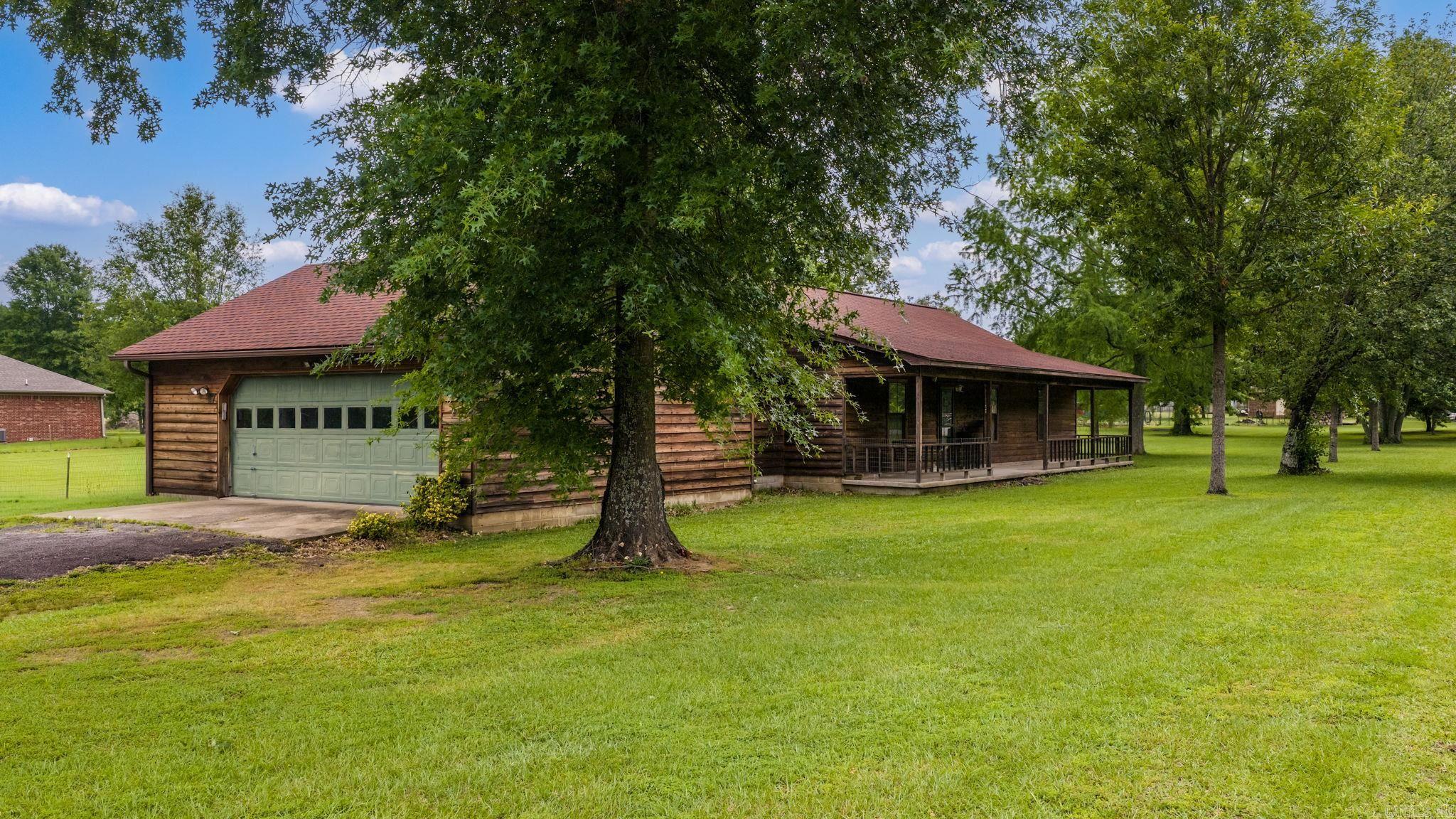 17 Oak Creek  Conway, AR
