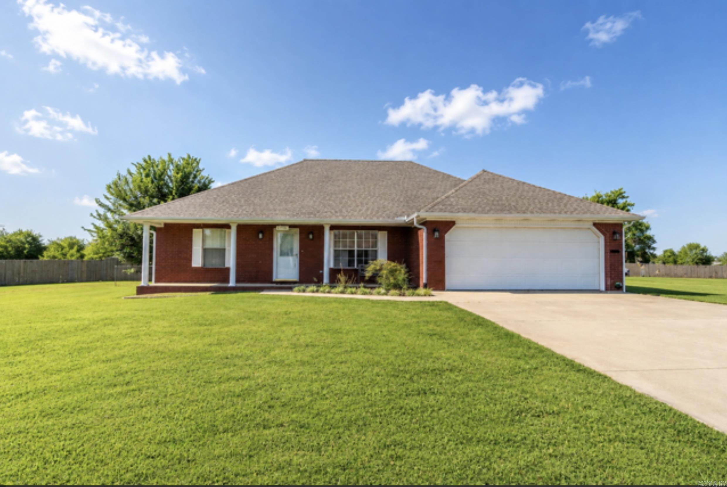 2906 Newcastle  Paragould, AR