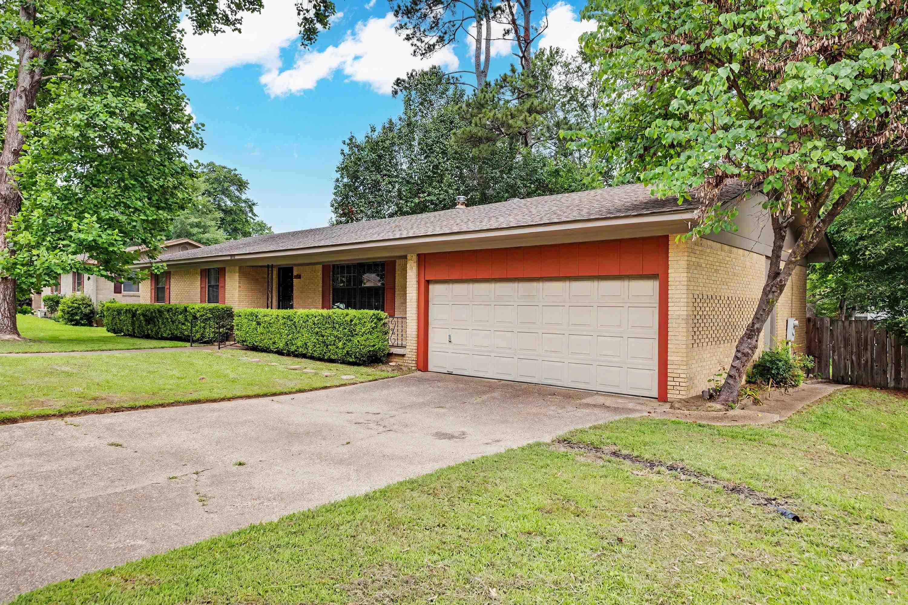 2838 Sylvia  Arkadelphia, AR