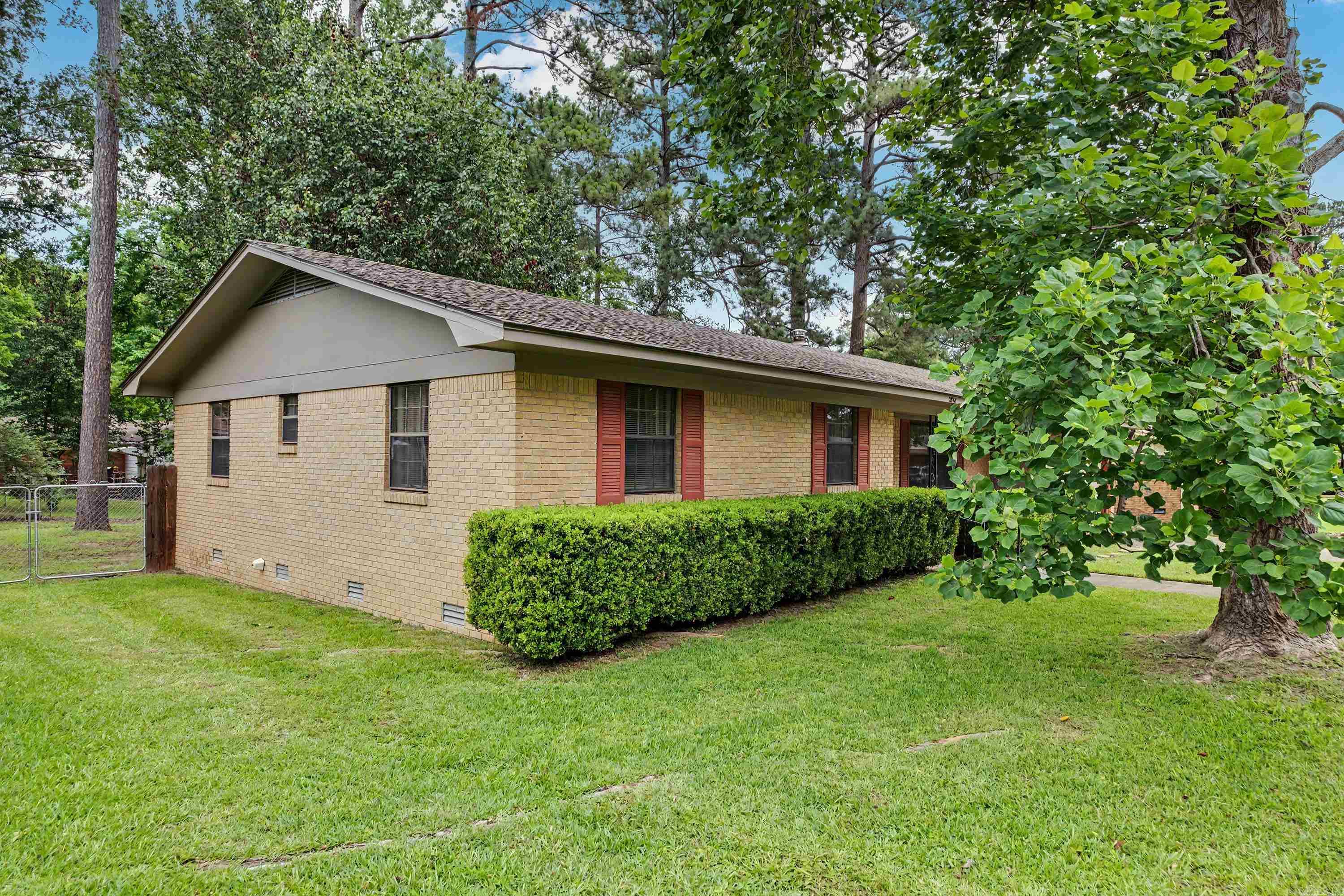2838 Sylvia  Arkadelphia, AR