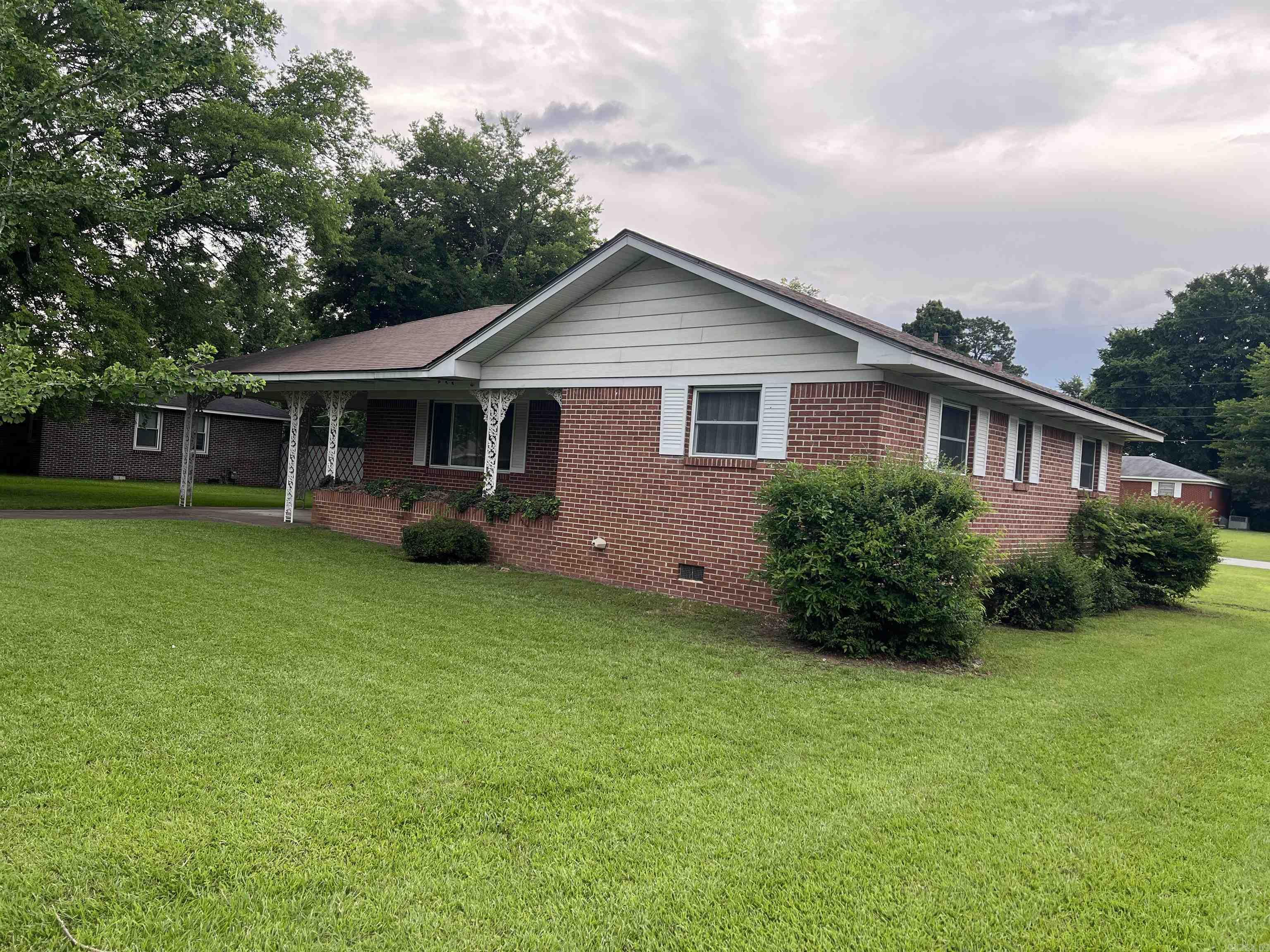 1231 Brownwood  Malvern, AR