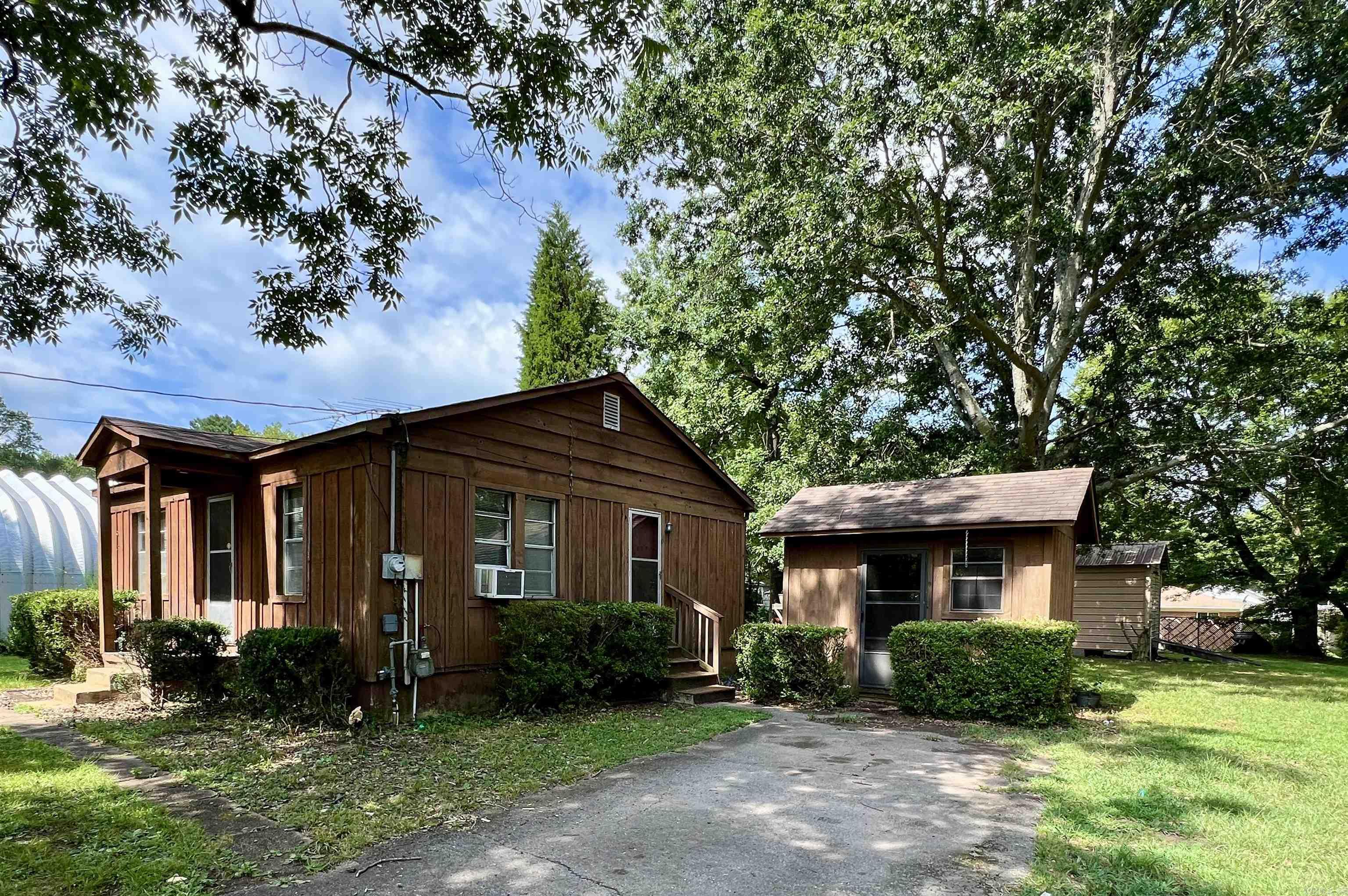 1628 Potts  Malvern, AR