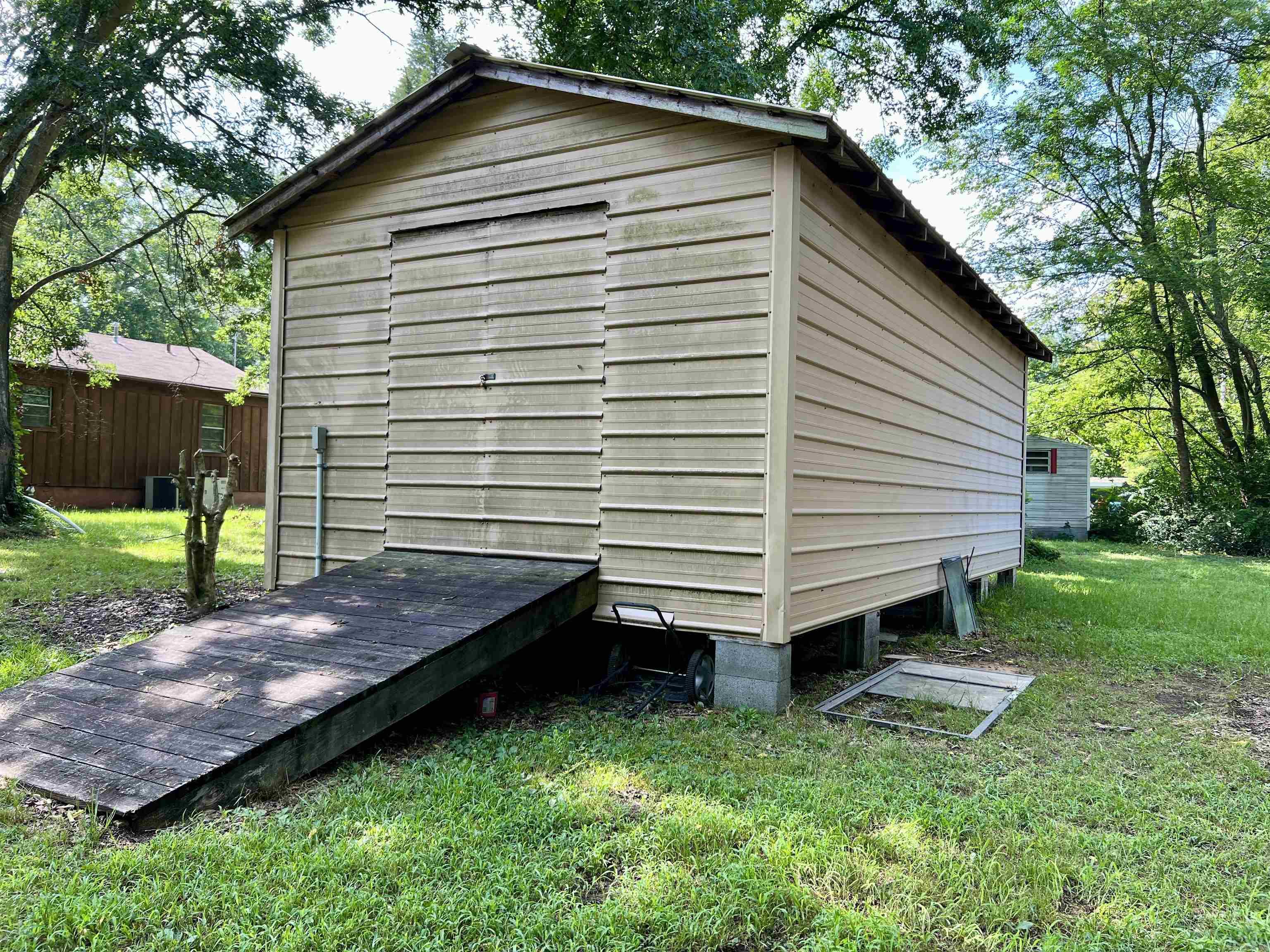 1628 Potts  Malvern, AR