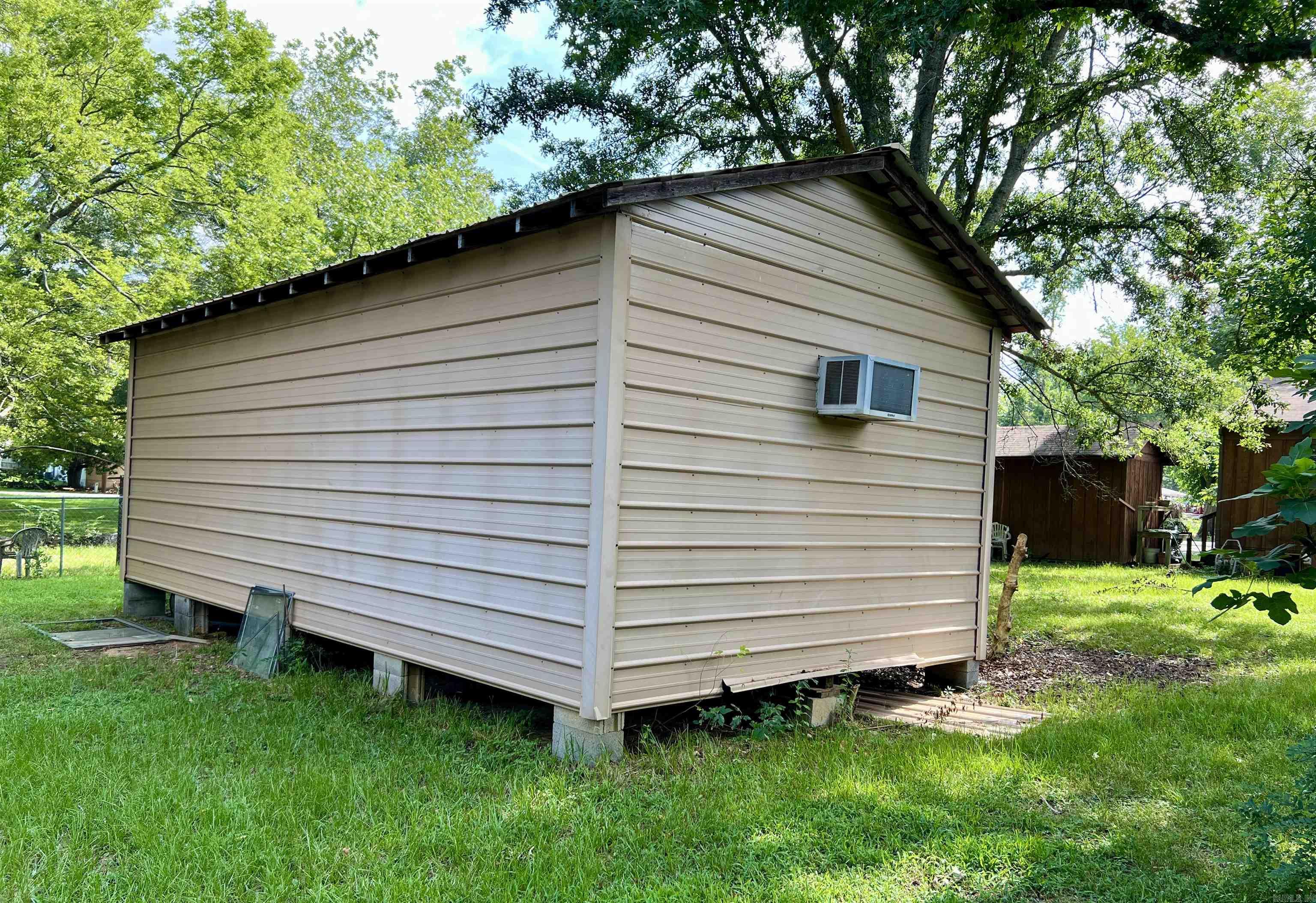1628 Potts  Malvern, AR