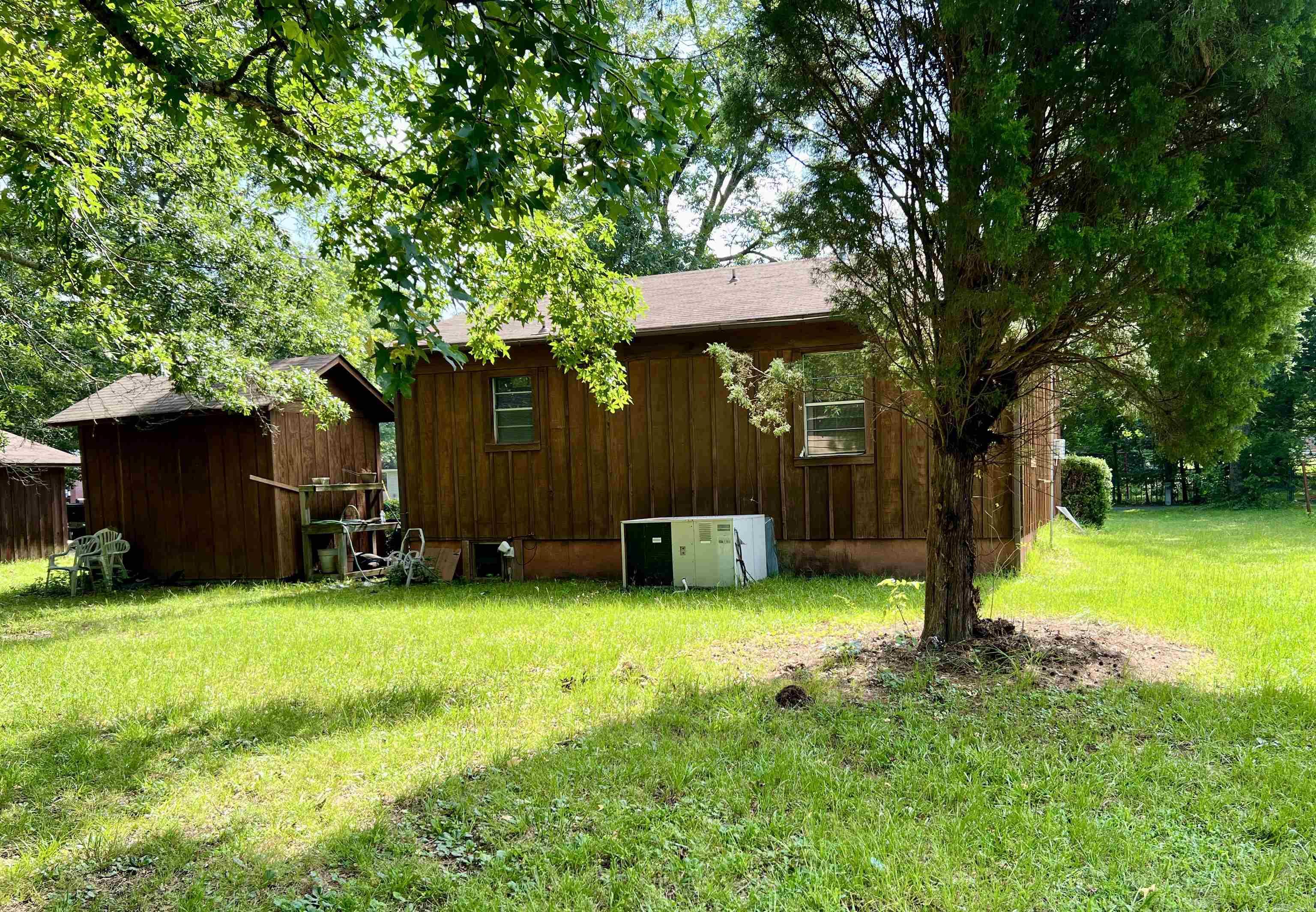 1628 Potts  Malvern, AR