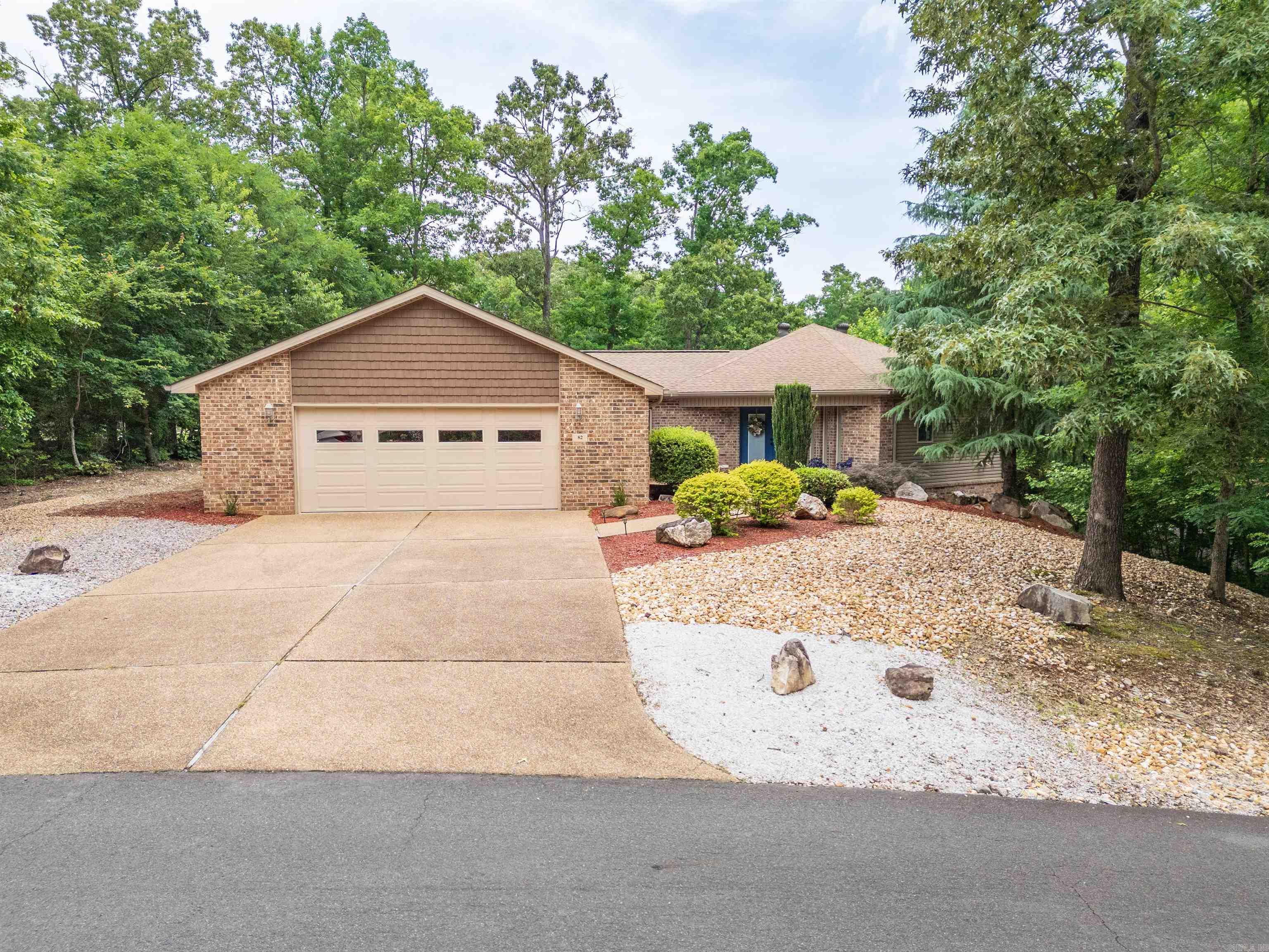 82 Magellan Drive Hot Springs Village, AR 71909