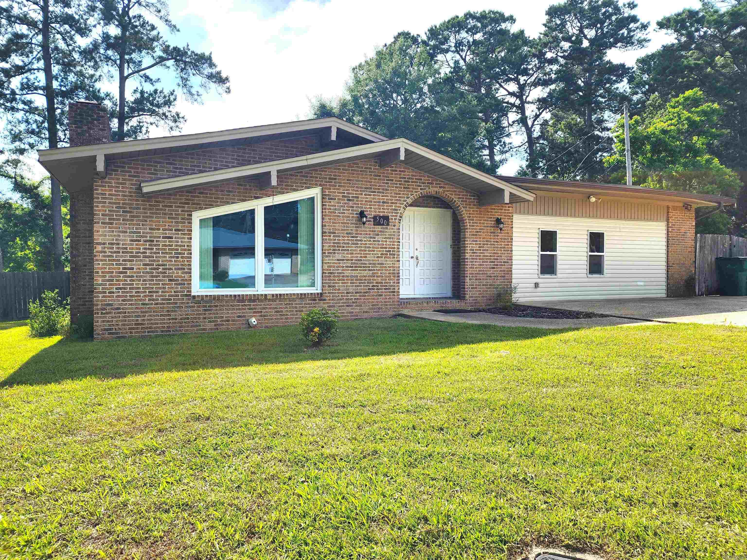 500 Carol  El Dorado, AR