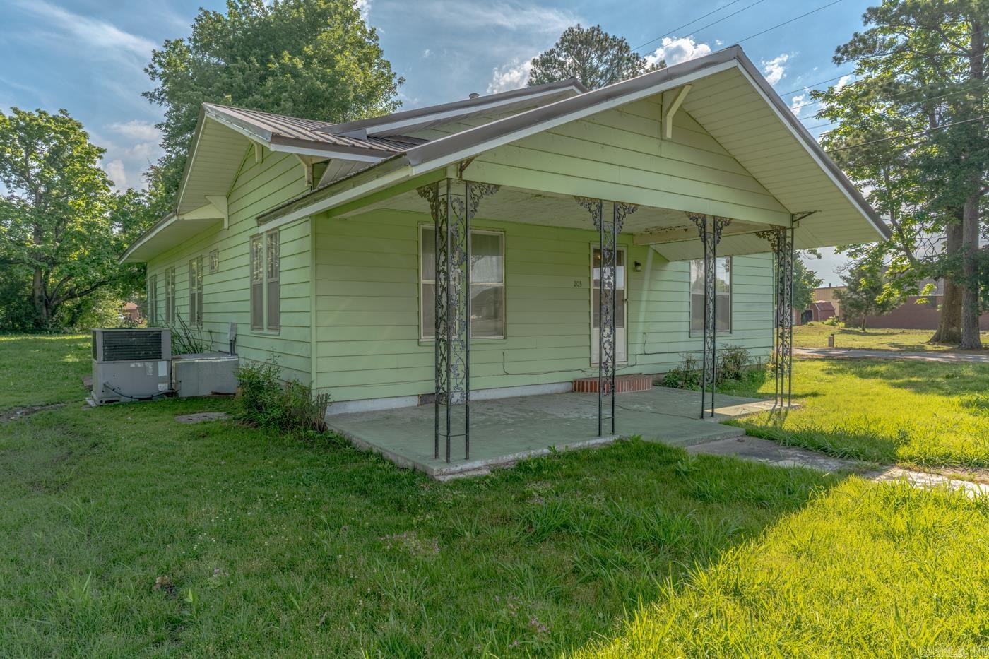 203 W Third  Weiner, AR