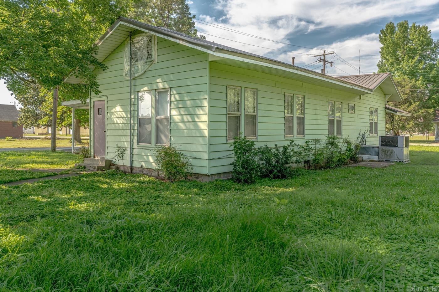 203 W Third  Weiner, AR