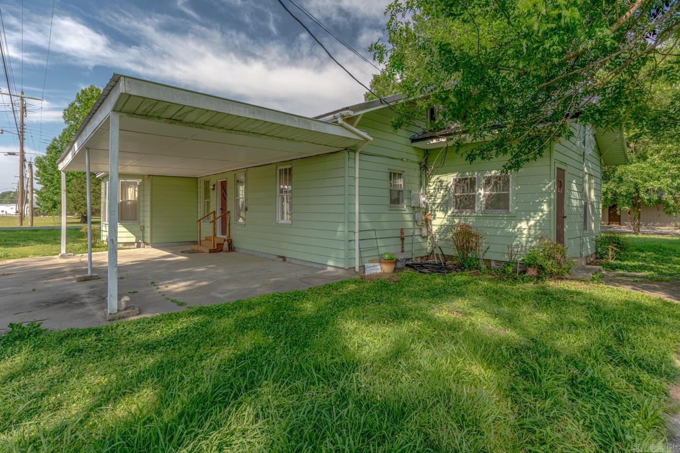 203 W Third  Weiner, AR