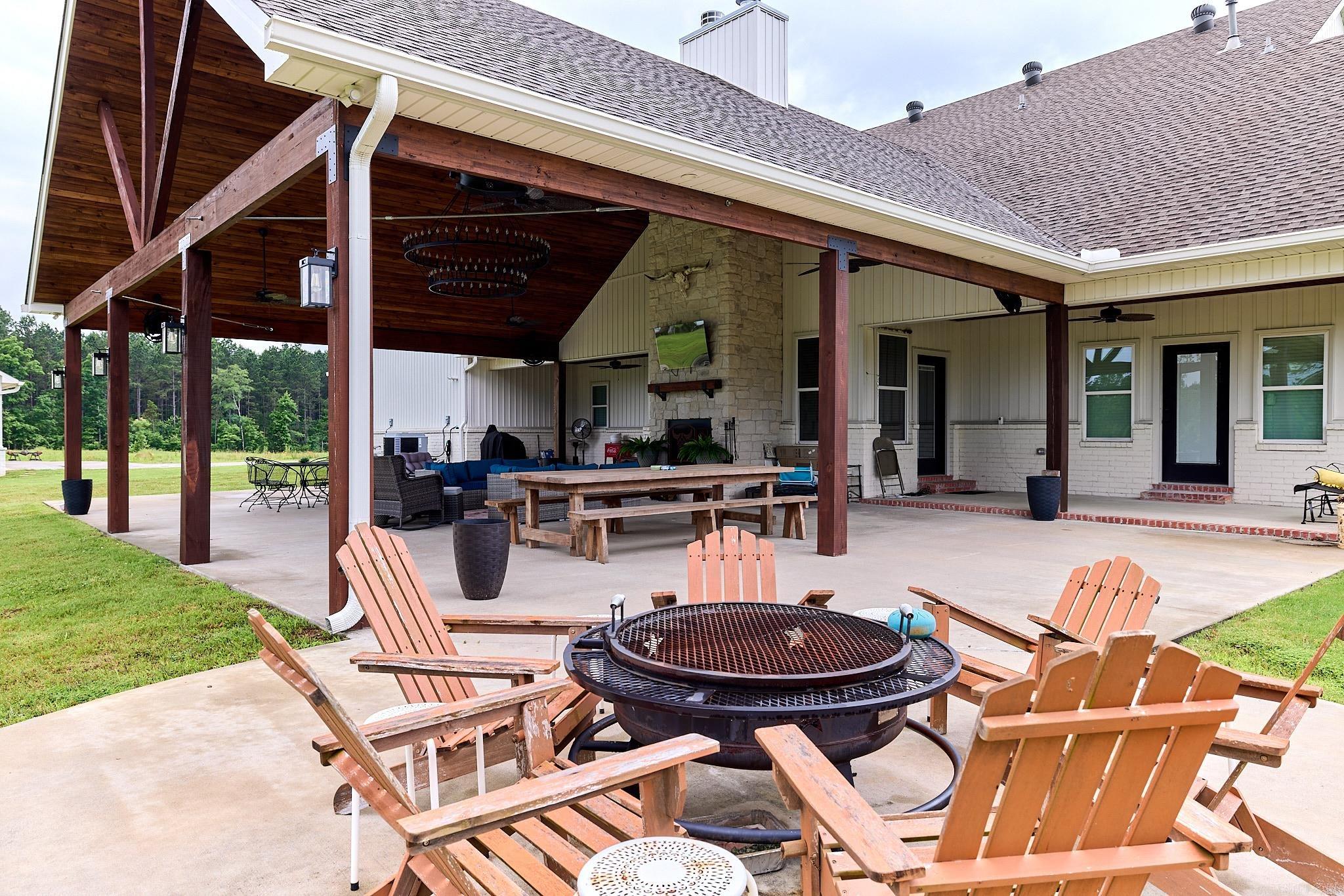 28244 S Sardis Road  Bauxite, AR