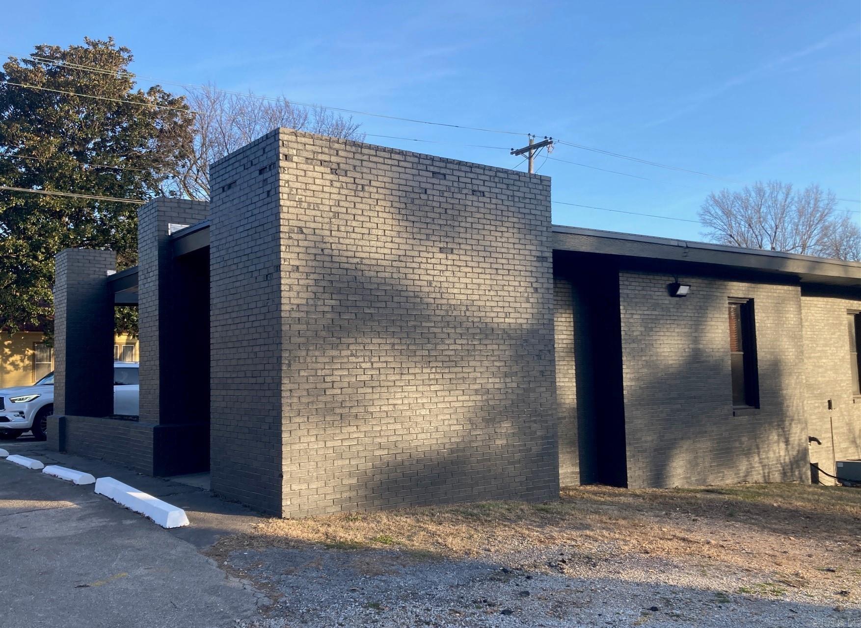 603 W Matthews Corner of Flint and W. Matthews Jonesboro, AR
